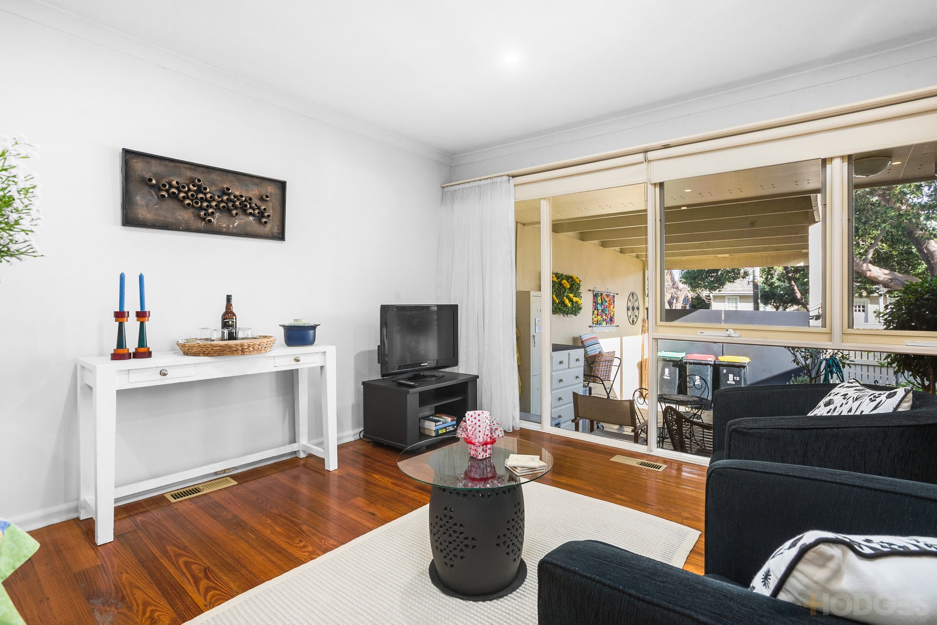 2 / 15 Bourke Street Mentone