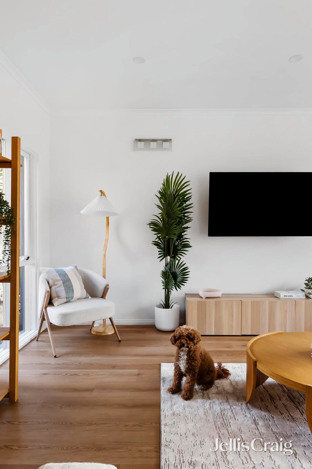 2/15 Caleb Street, Bentleigh East image 4