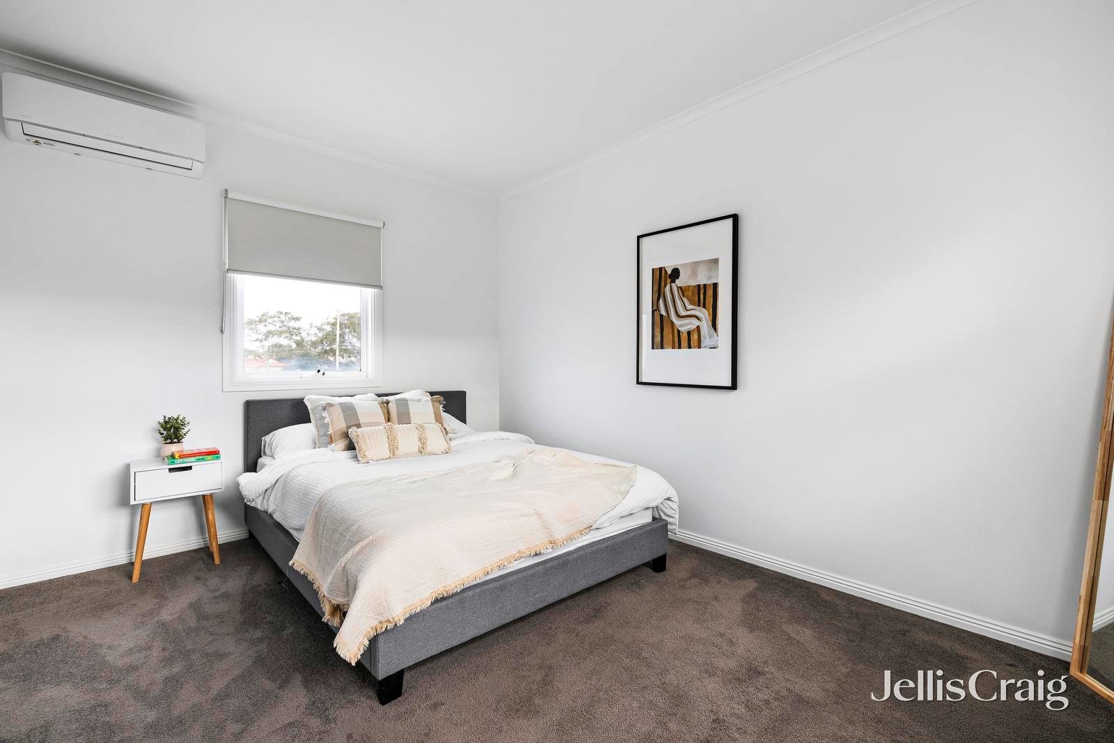 2/15 Caleb Street, Bentleigh East image 8