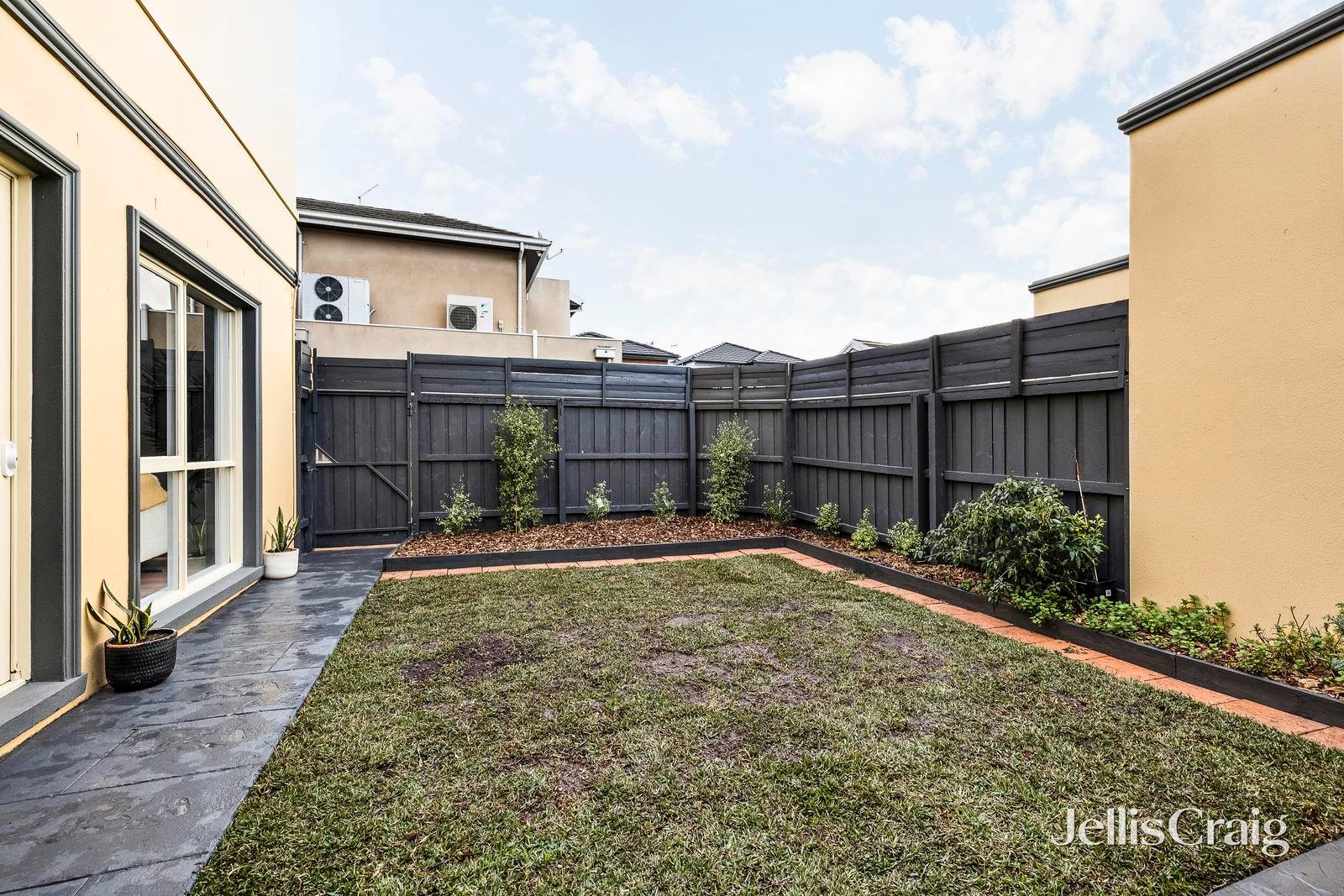 2/15 Caleb Street, Bentleigh East image 12