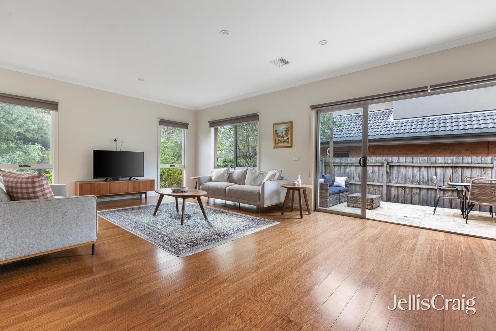 2/15 Cecil Street, Eltham image 2