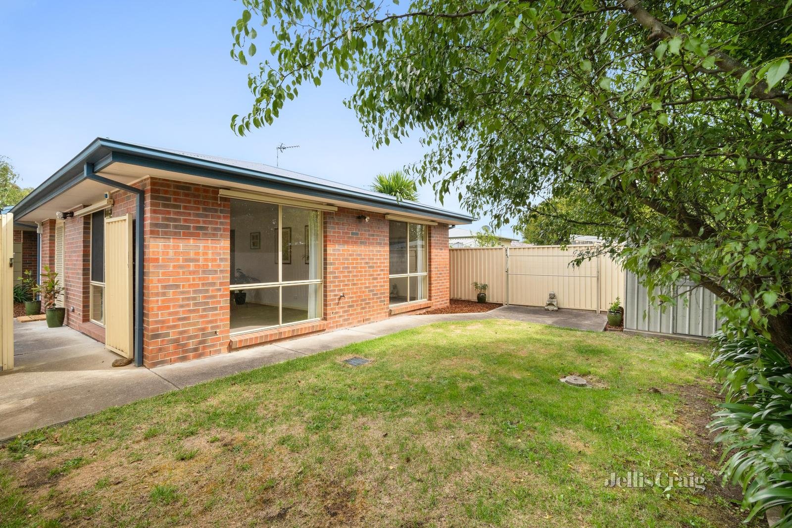2/15 Daffodil Street, Wendouree image 12