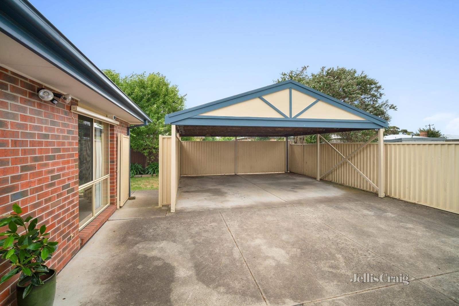 2/15 Daffodil Street, Wendouree image 13