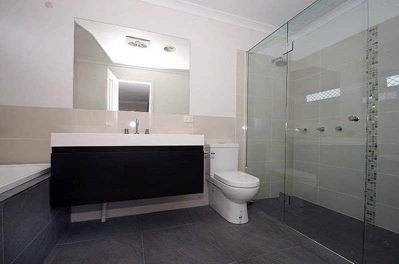 2/15 Emerald Street, Mount&nbsp;Waverley image 4