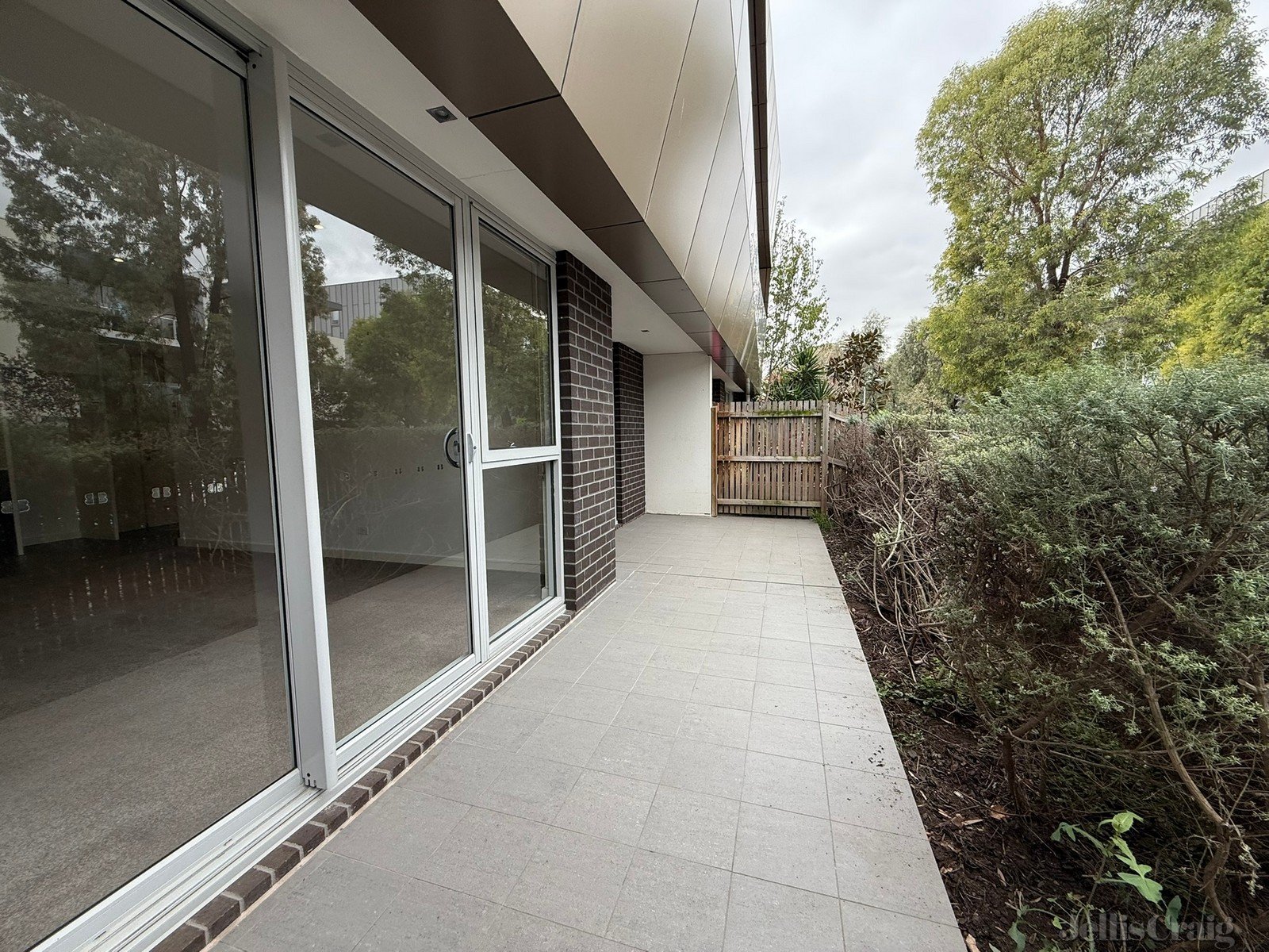 2/15 Eucalyptus Drive, Maidstone image 7