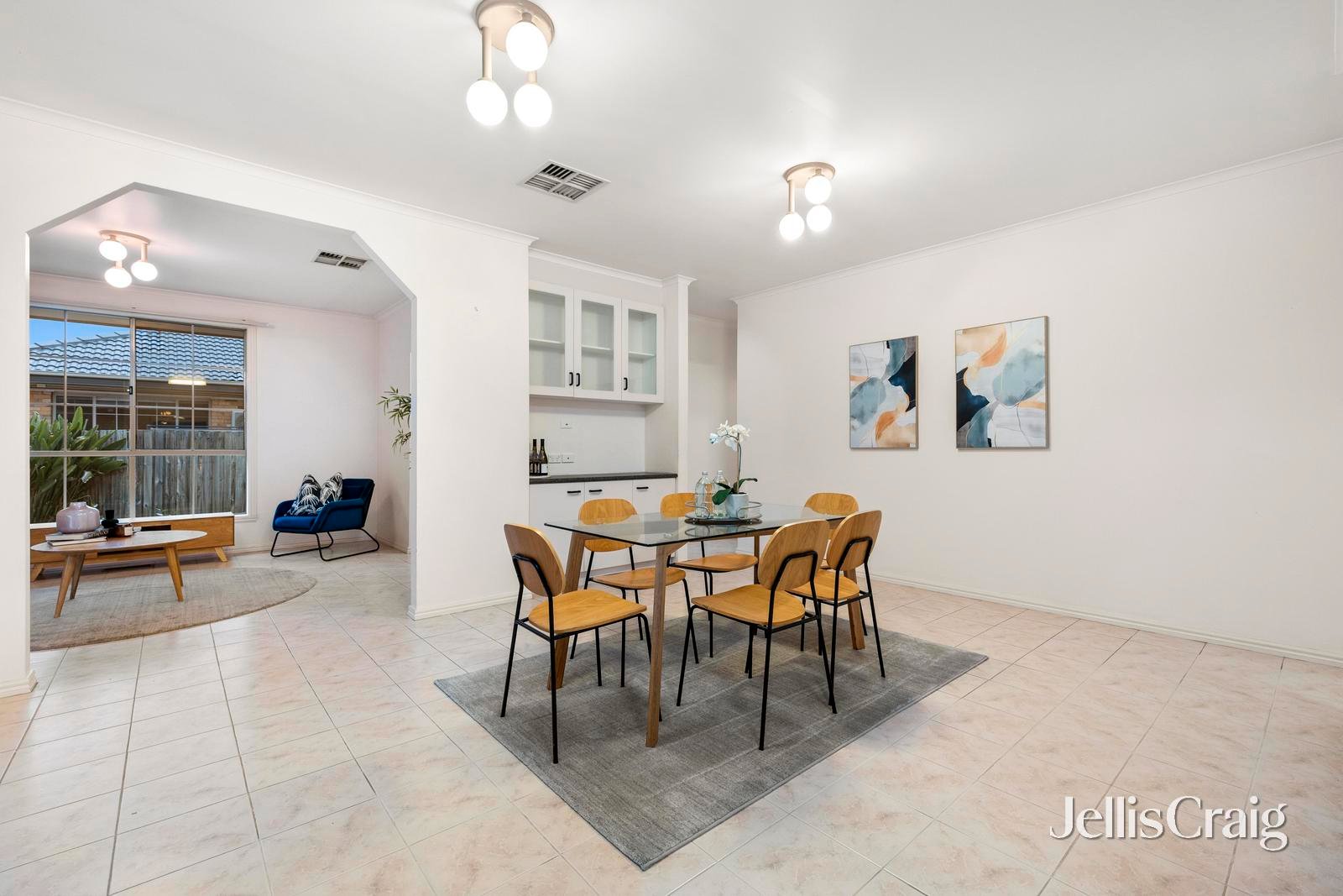 2/15 Gilmour Road, Bentleigh image 6