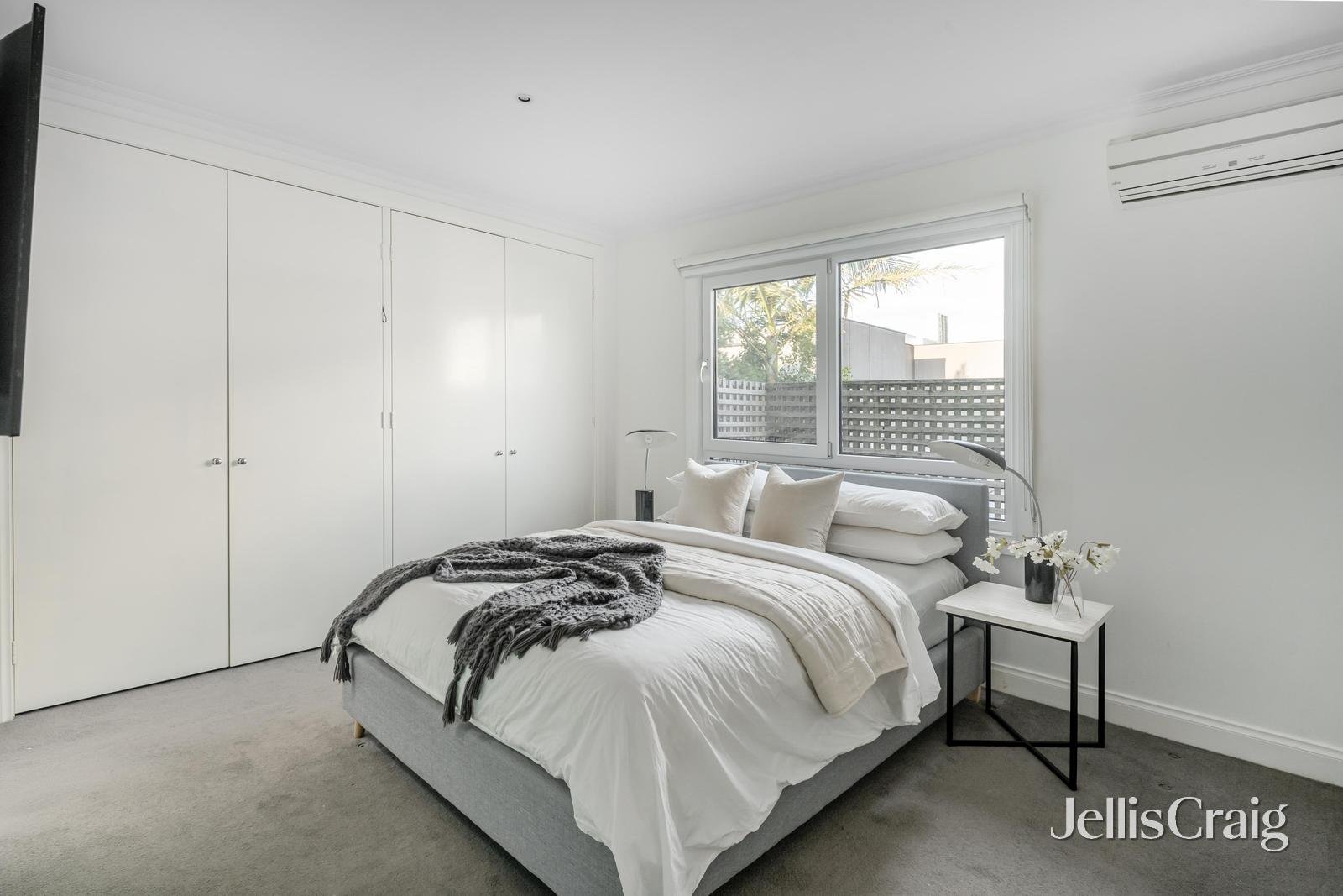 2/15 Hyland Street, South Yarra image 6