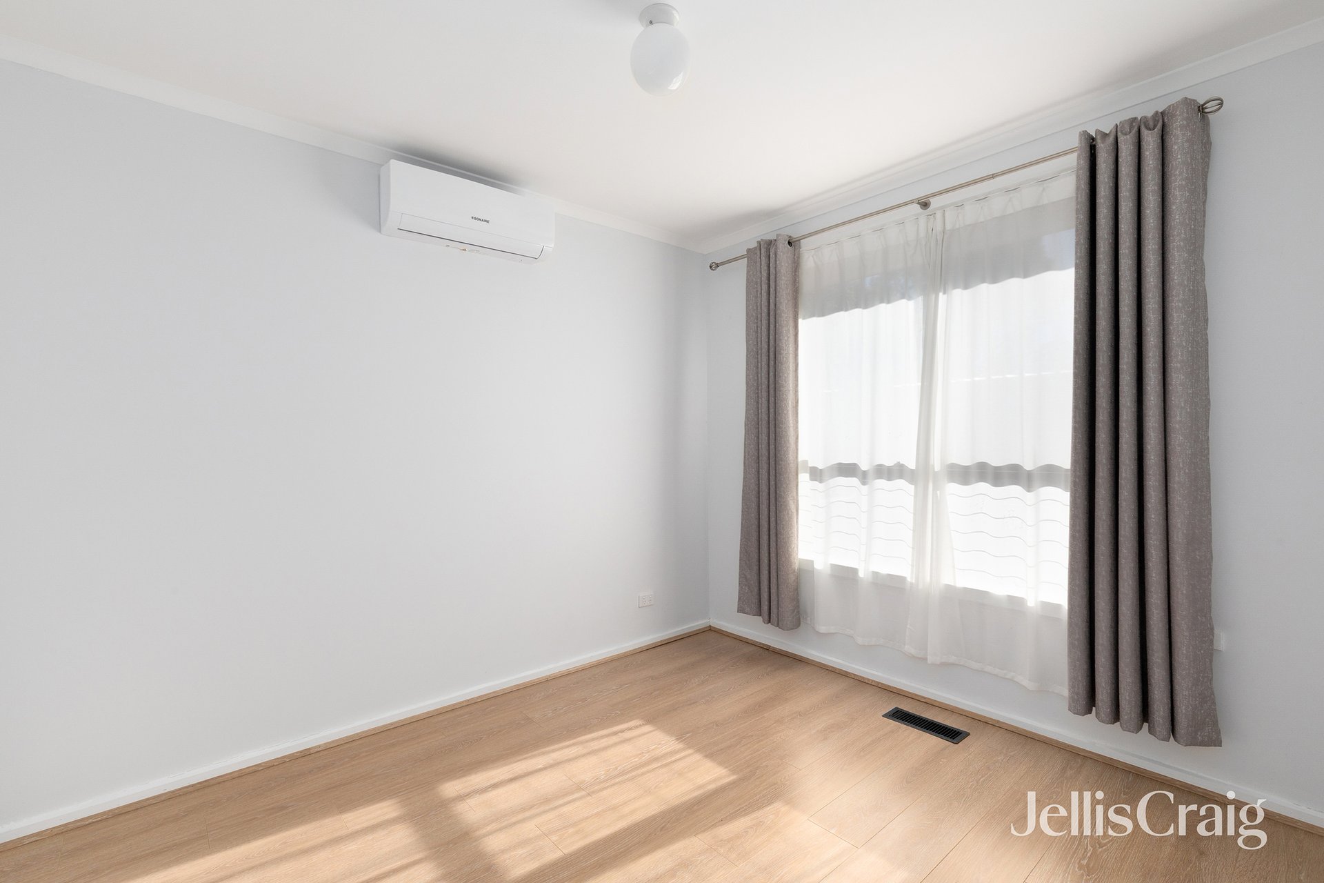 2/15 Lambourn Road, Watsonia image 7