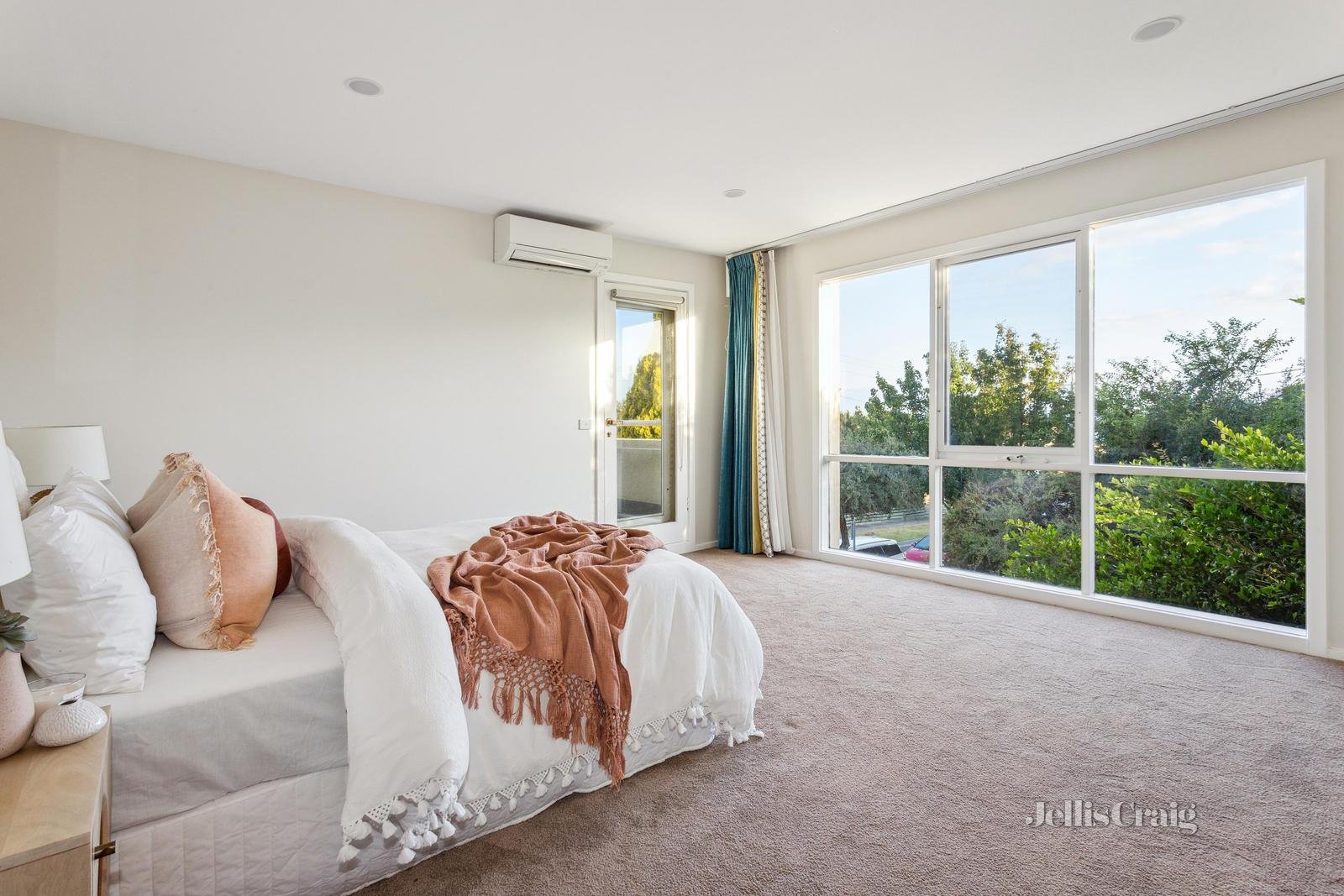 2/15 Milan Street, Mentone image 7