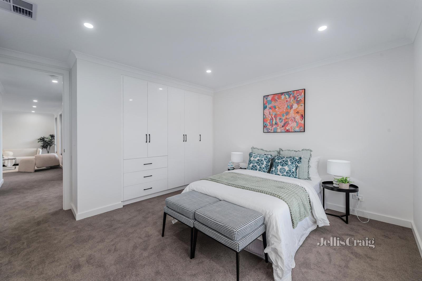 2/15 Morrison Court, Mount Waverley image 11