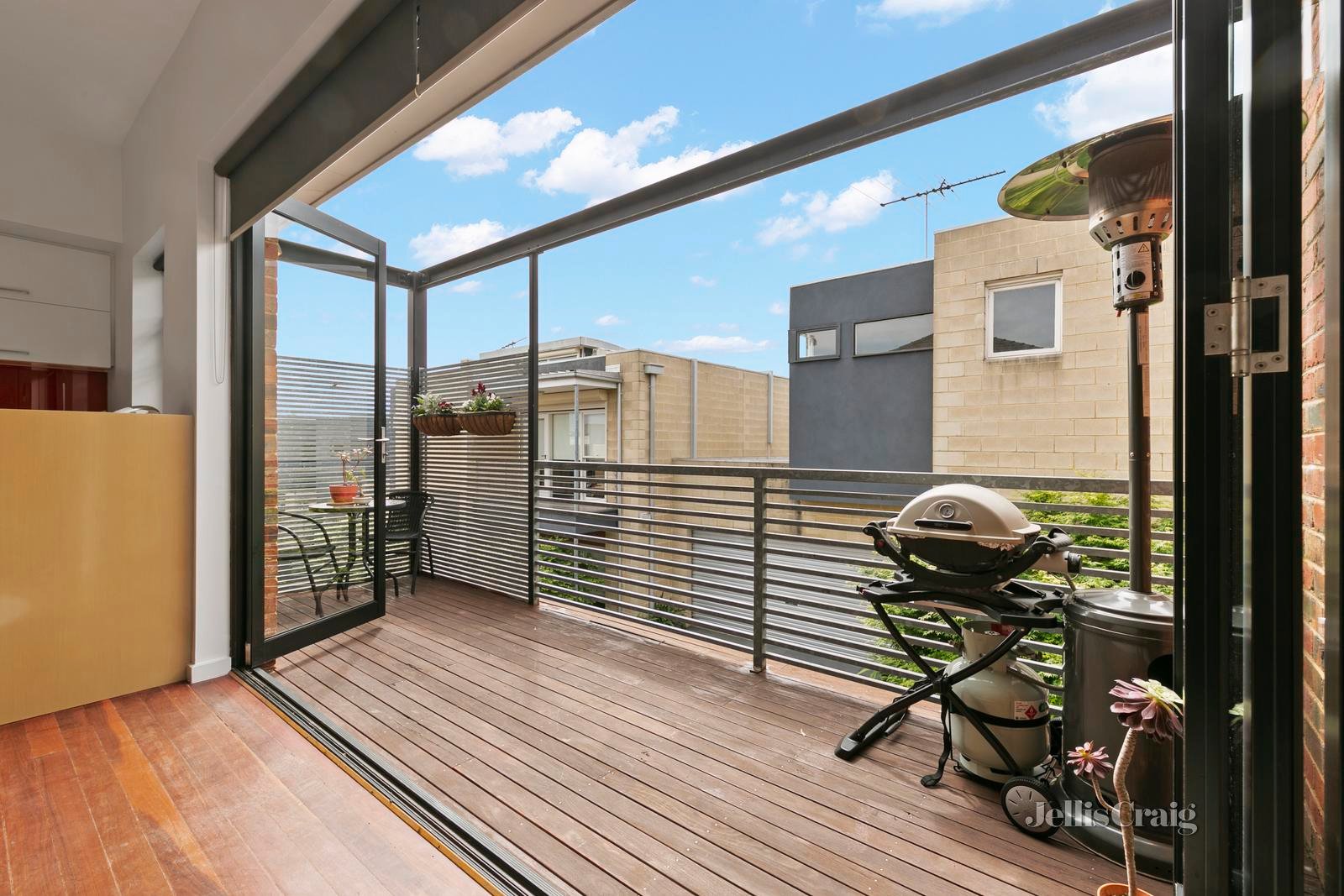 2/15 Munro Street, Kew East image 10