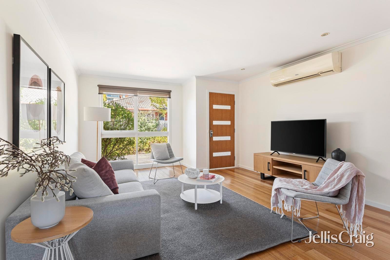 2/15 Nelson Street, Ringwood image 2