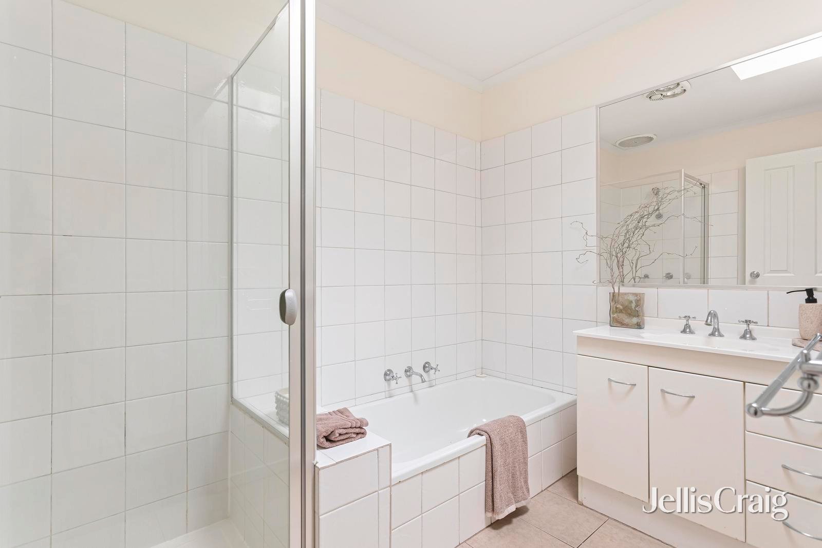 2/15 Nelson Street, Ringwood image 7