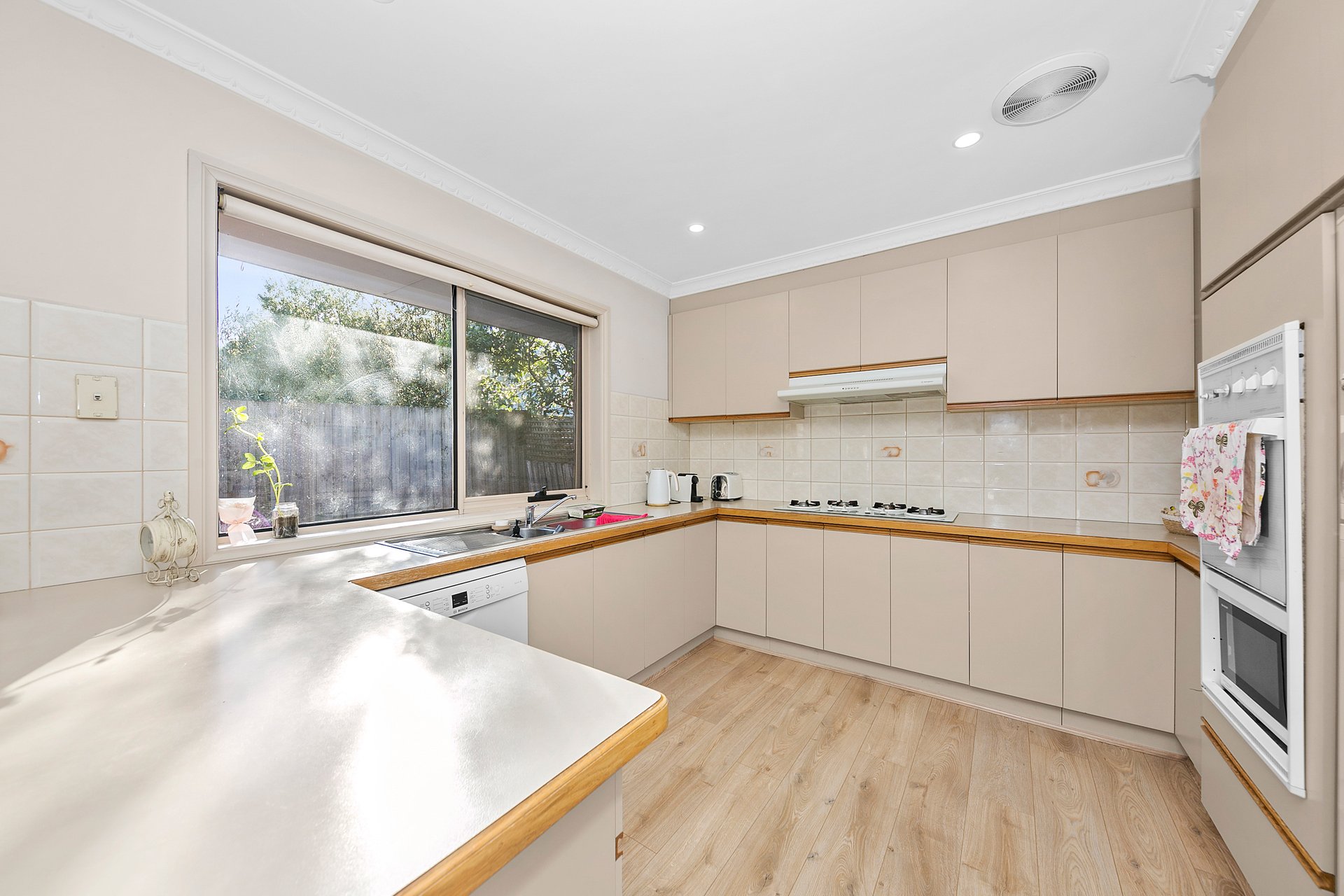 2/15 Ohara Street, Blackburn image 5