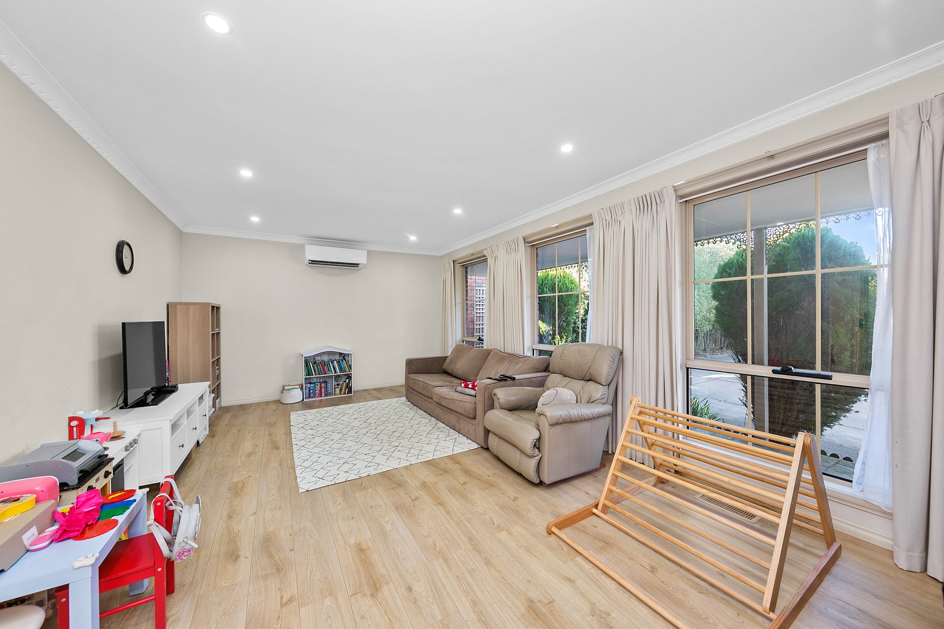 2/15 Ohara Street, Blackburn image 6