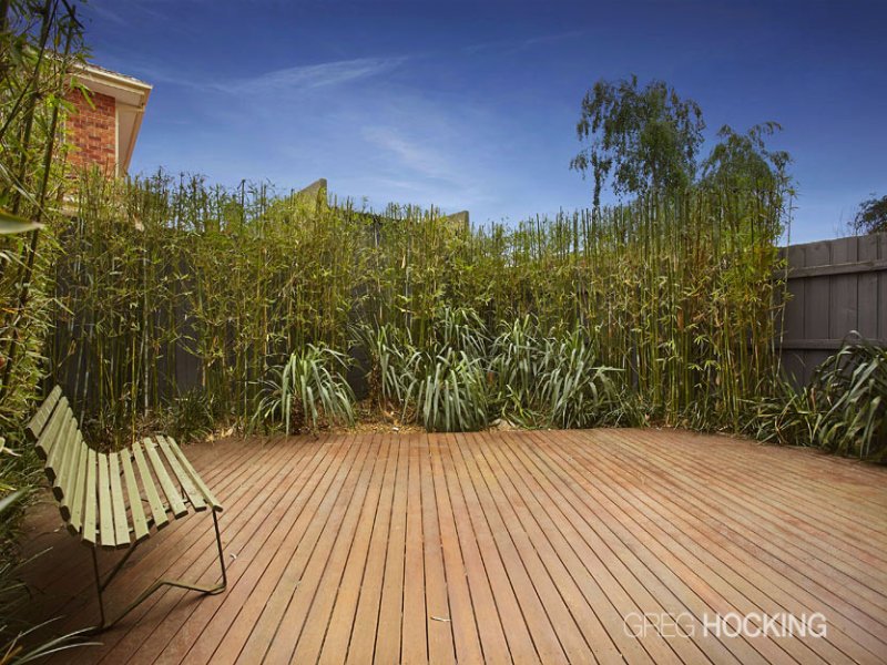 2/15 Park Street, Footscray image 9