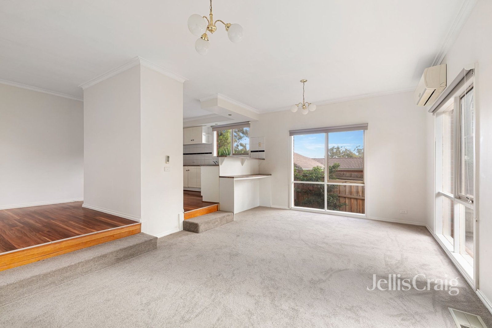 2/15 River Street, Briar&nbsp;Hill image 2