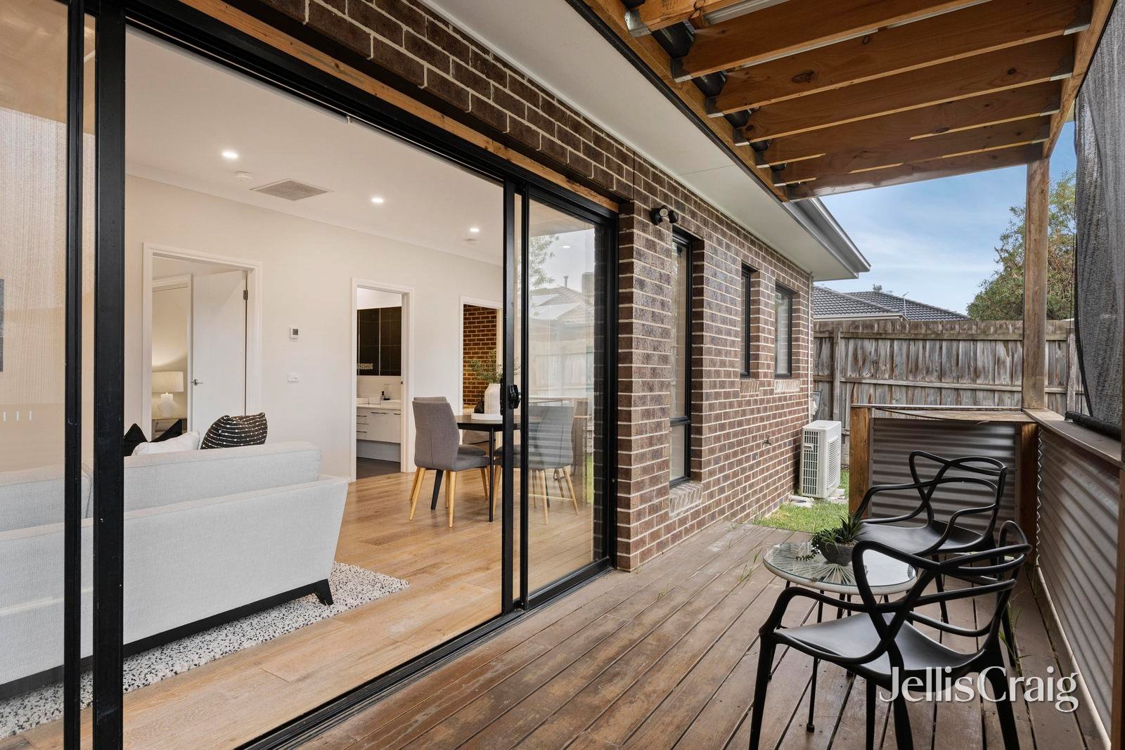 2/15 Selkirk Avenue, Wantirna image 9
