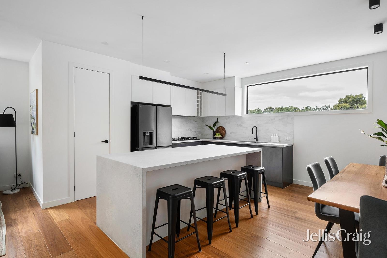 2/15 Virginia Court, Montmorency image 3