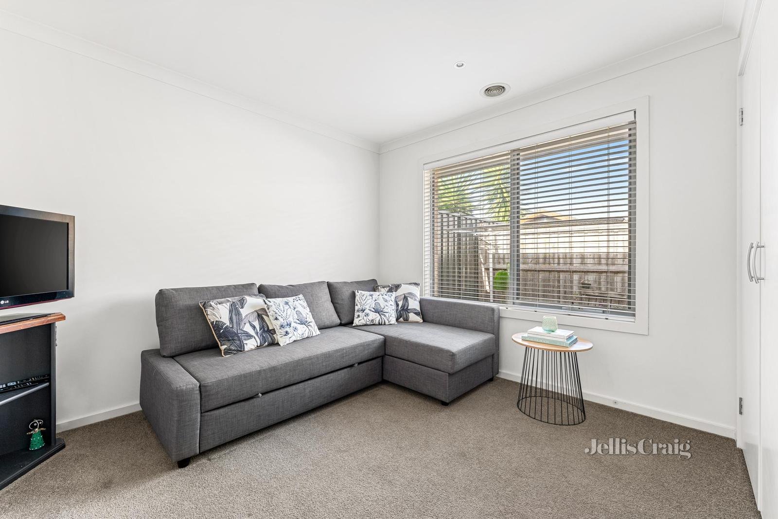 2/15 York Street, Bonbeach image 8