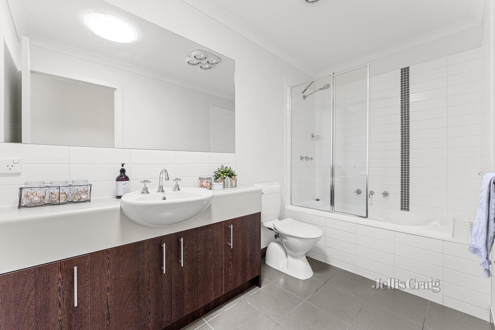 2/15 York Street, Bonbeach image 9