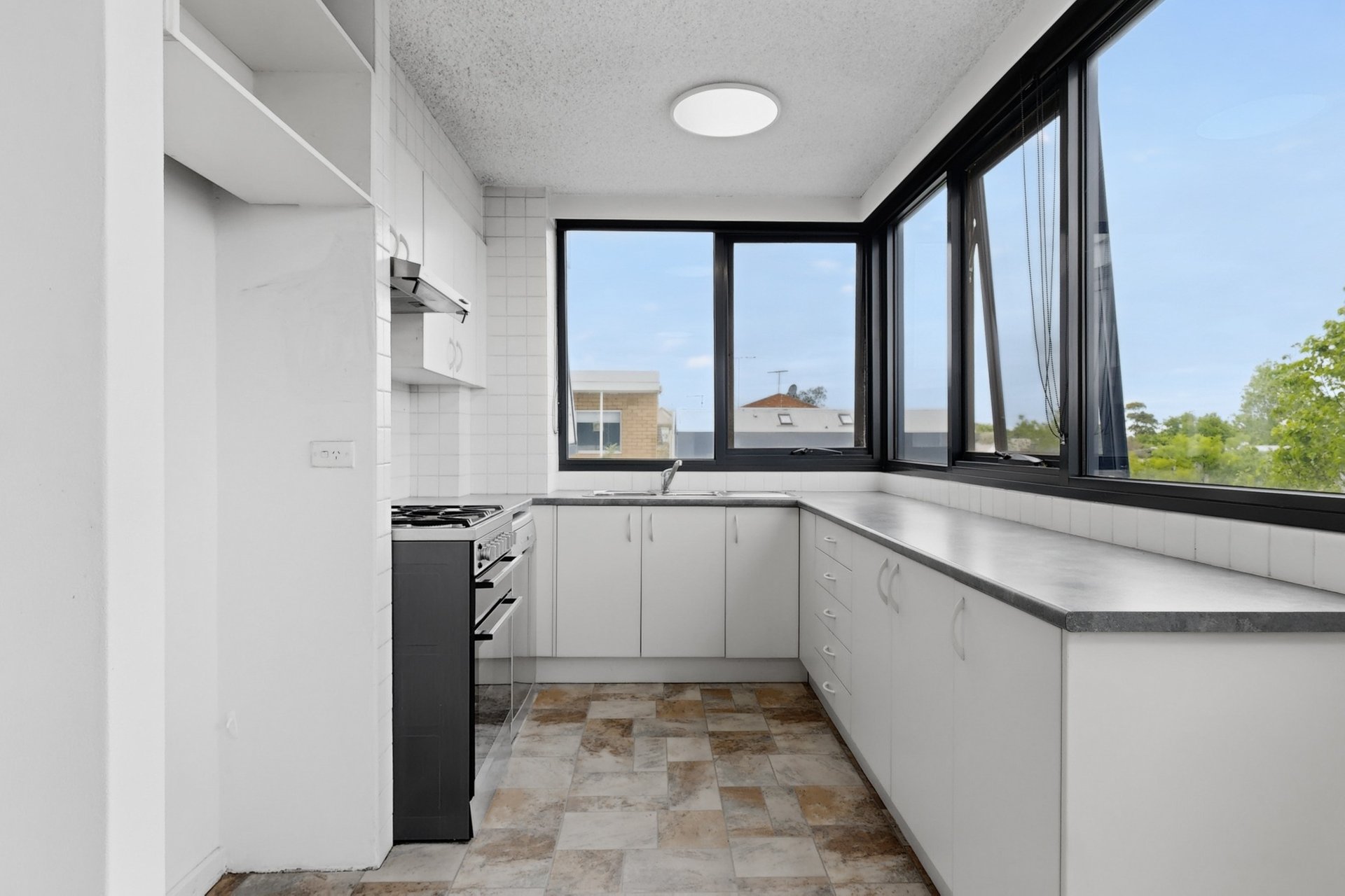 21/50 Canterbury Rd, Middle&nbsp;Park image 2