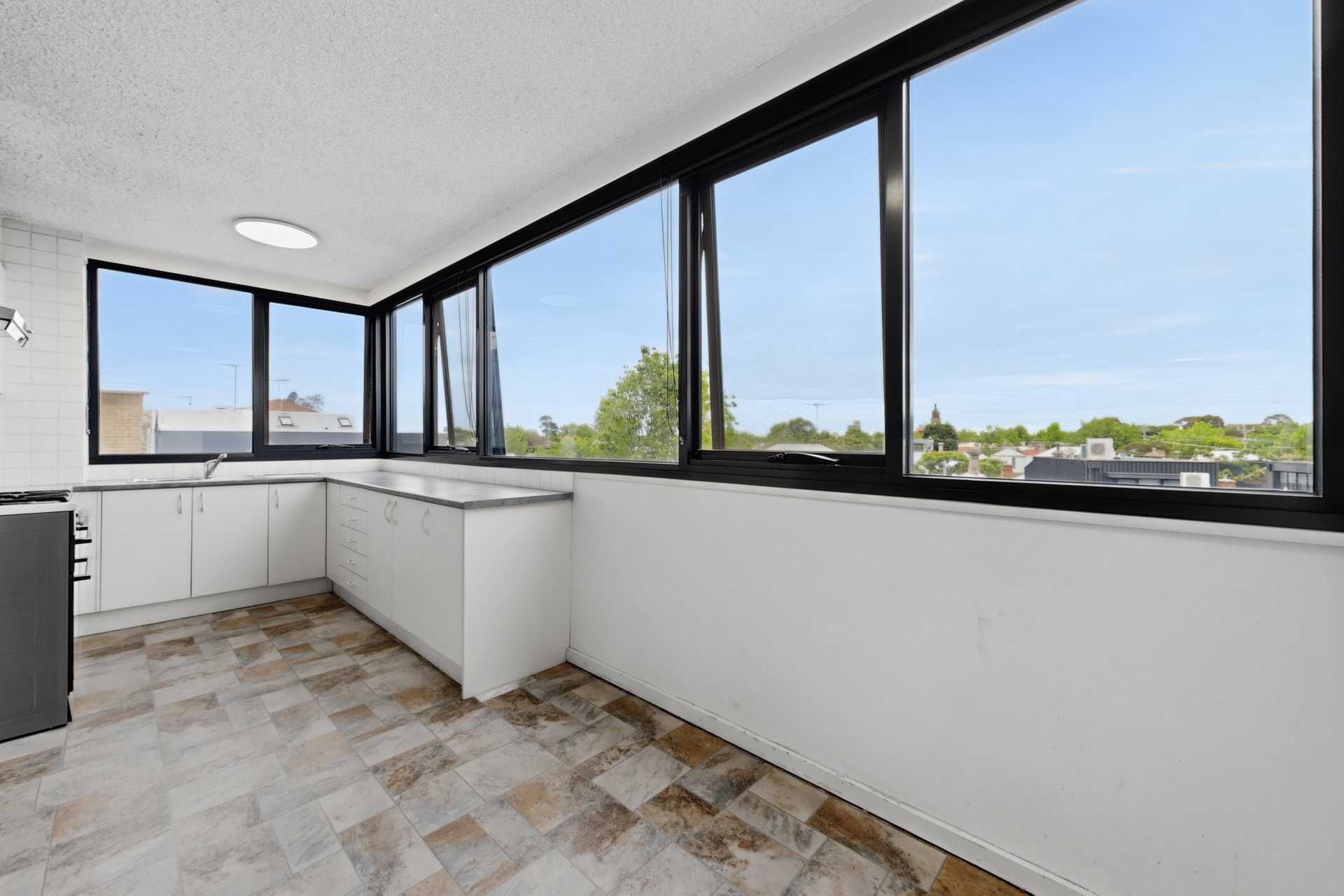 21/50 Canterbury Rd, Middle&nbsp;Park image 3