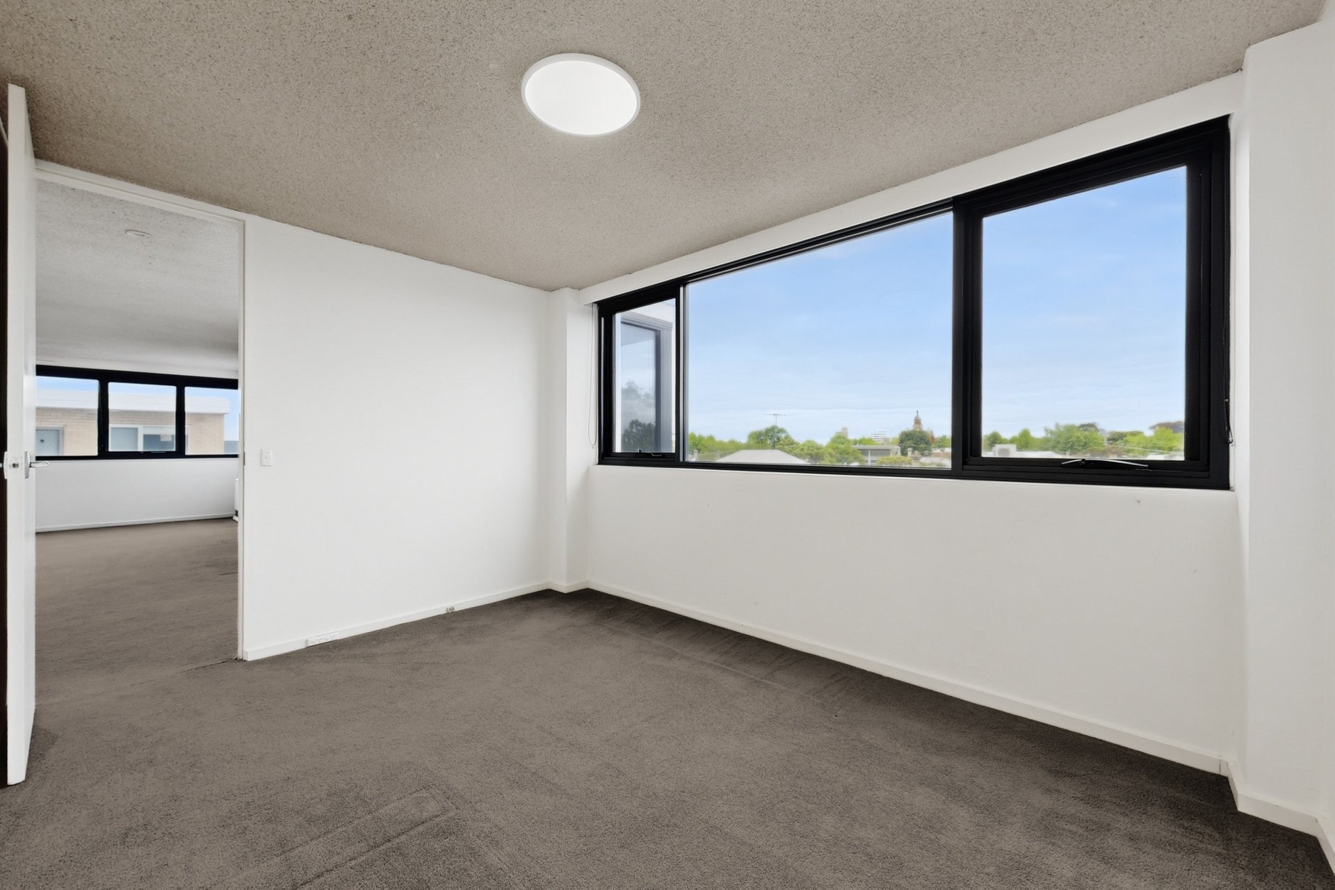 21/50 Canterbury Rd, Middle&nbsp;Park image 9