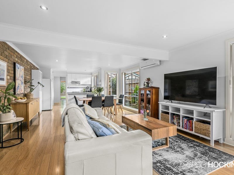 2/150 Merton Street, Altona&nbsp;Meadows image 2