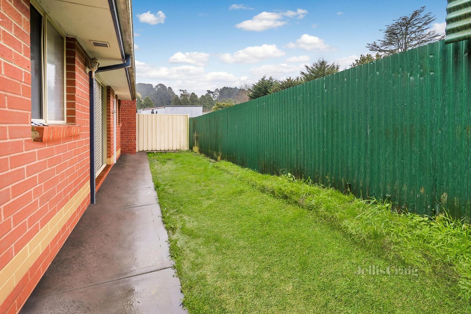 2/151 High Street, Woodend image 7