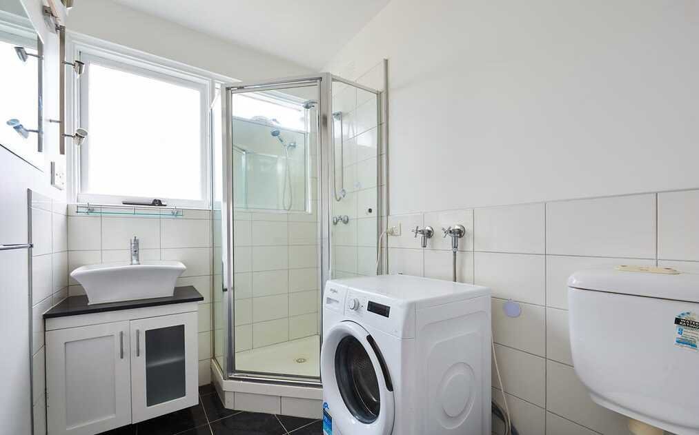 21/510 Glenferrie Road, Hawthorn image 5