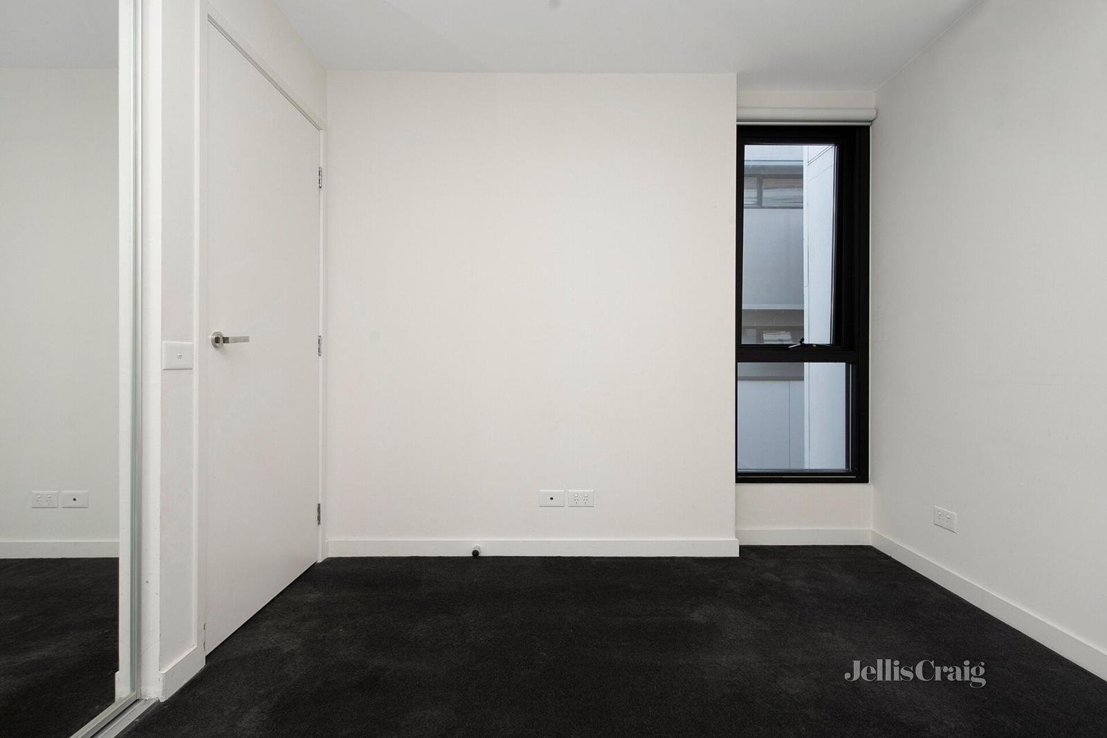 215/1044-1046 Mount Alexander Road, Essendon image 5