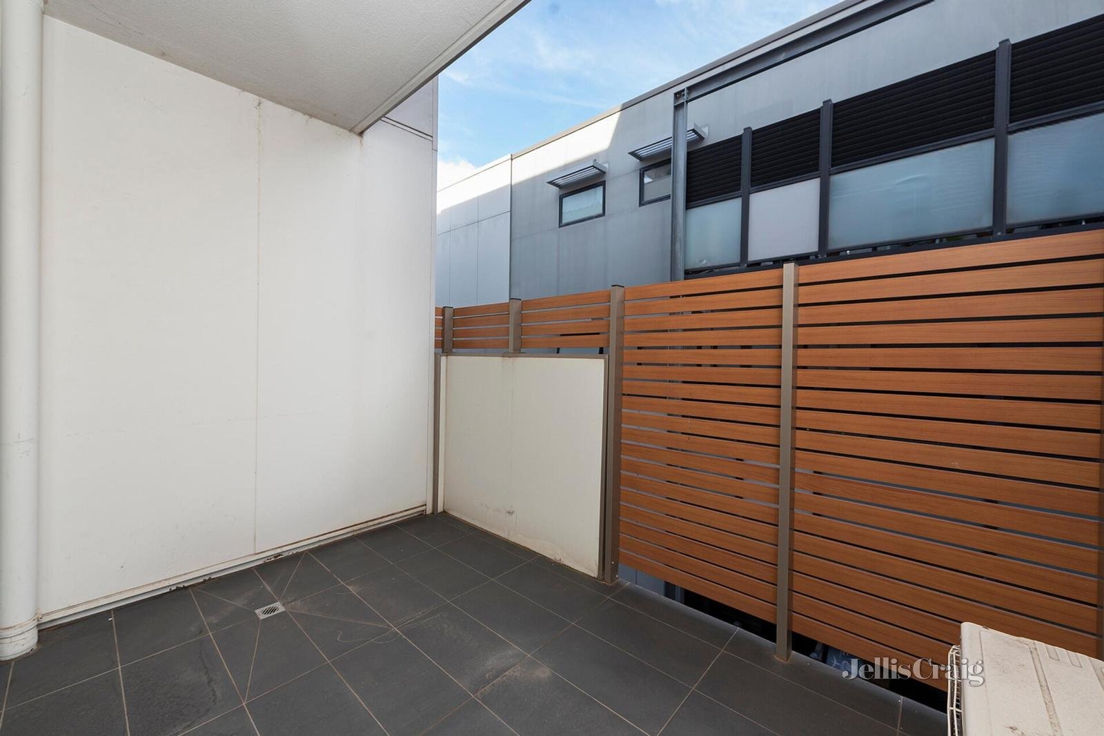 215/1044-1046 Mount Alexander Road, Essendon image 8