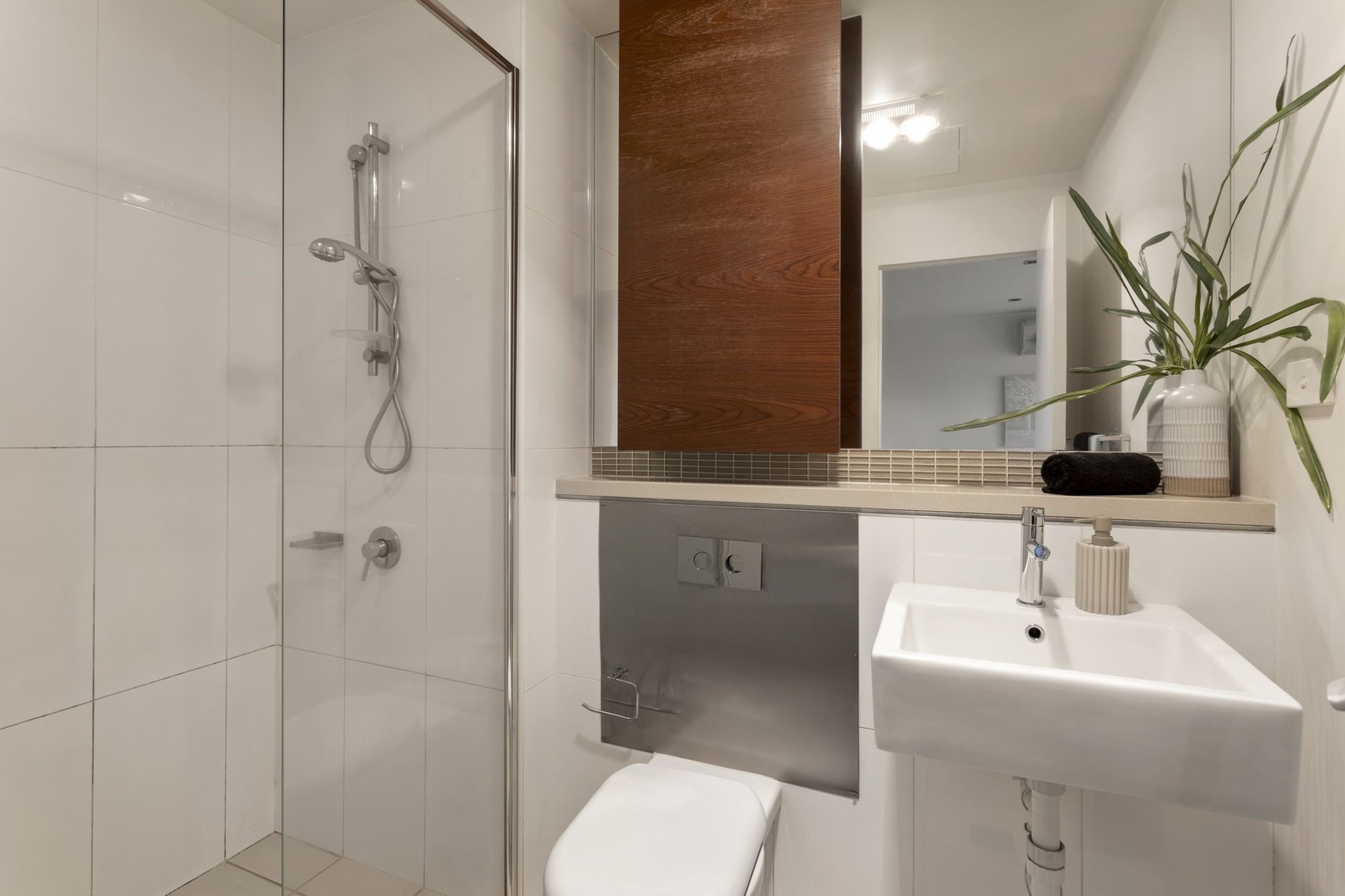 Property Gallery Thumbnail 7