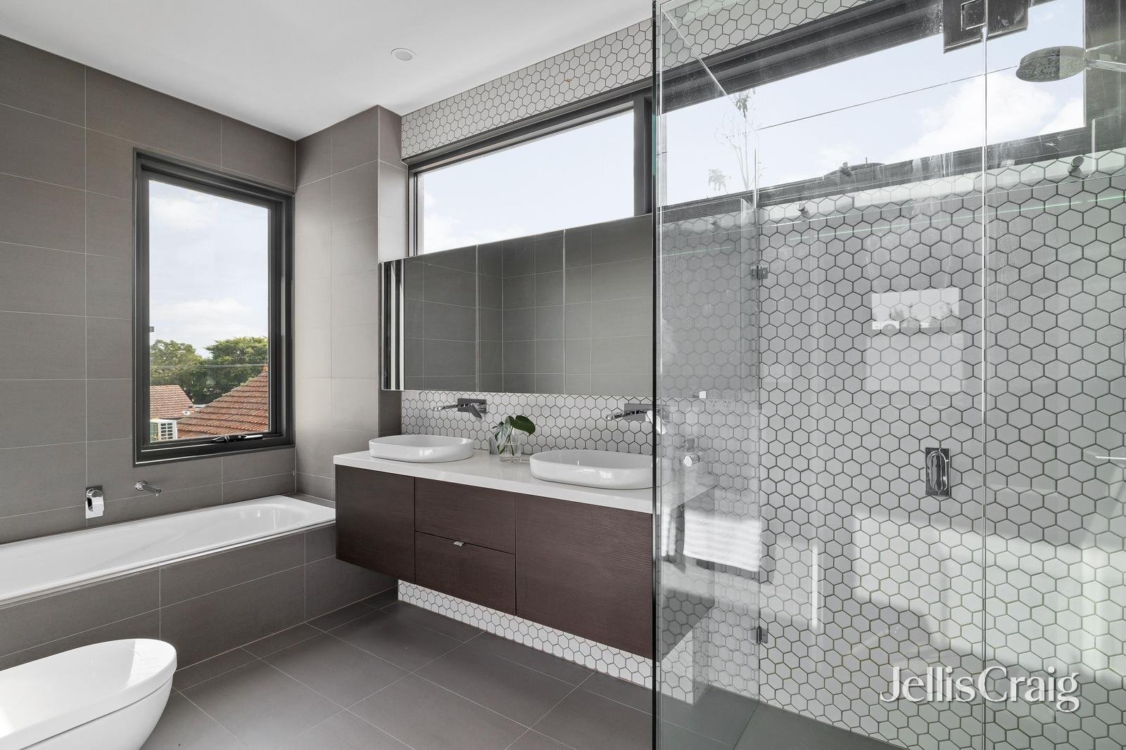 2/152 Eglinton Street, Kew image 8