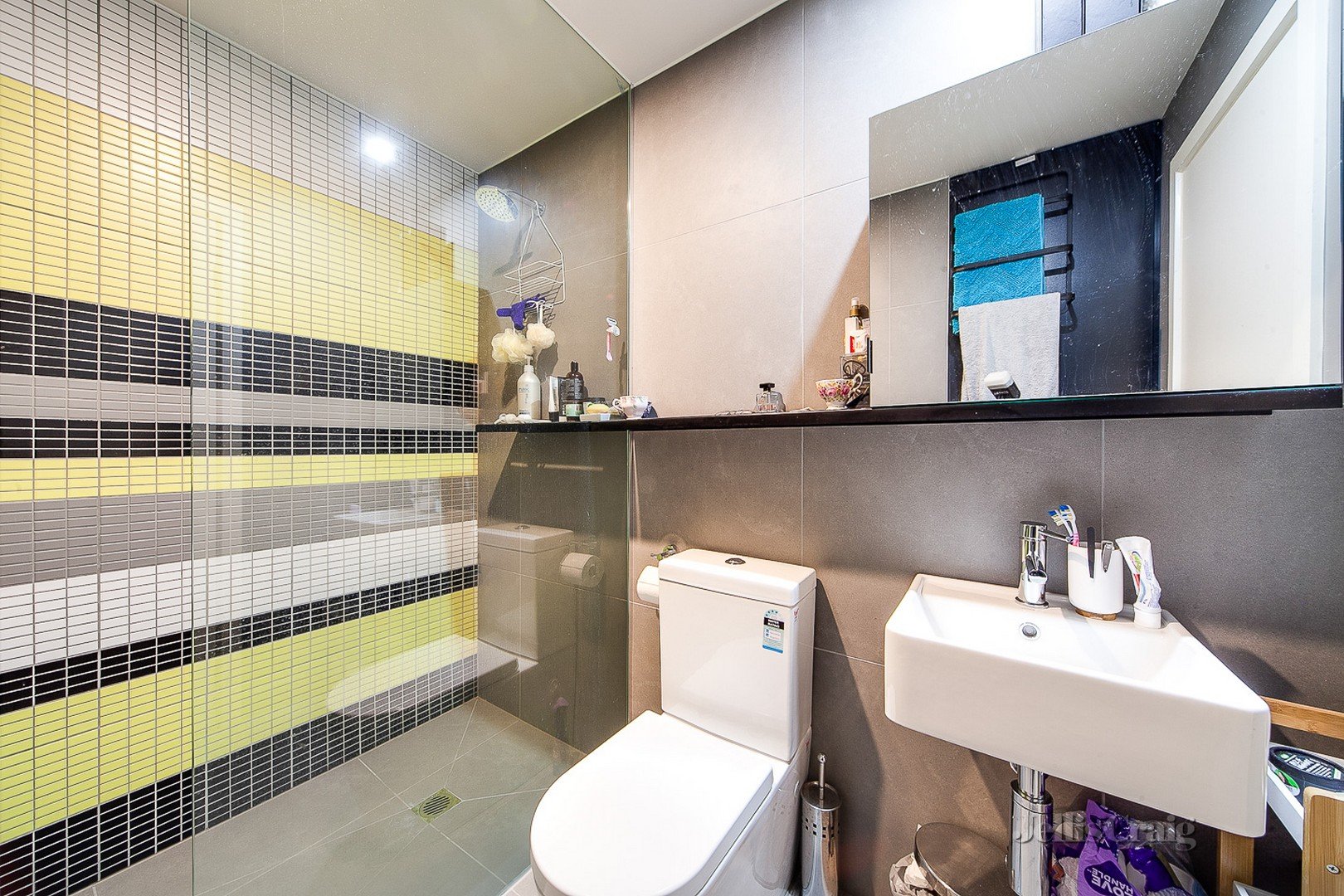 215/218 Bay Road, Sandringham image 6