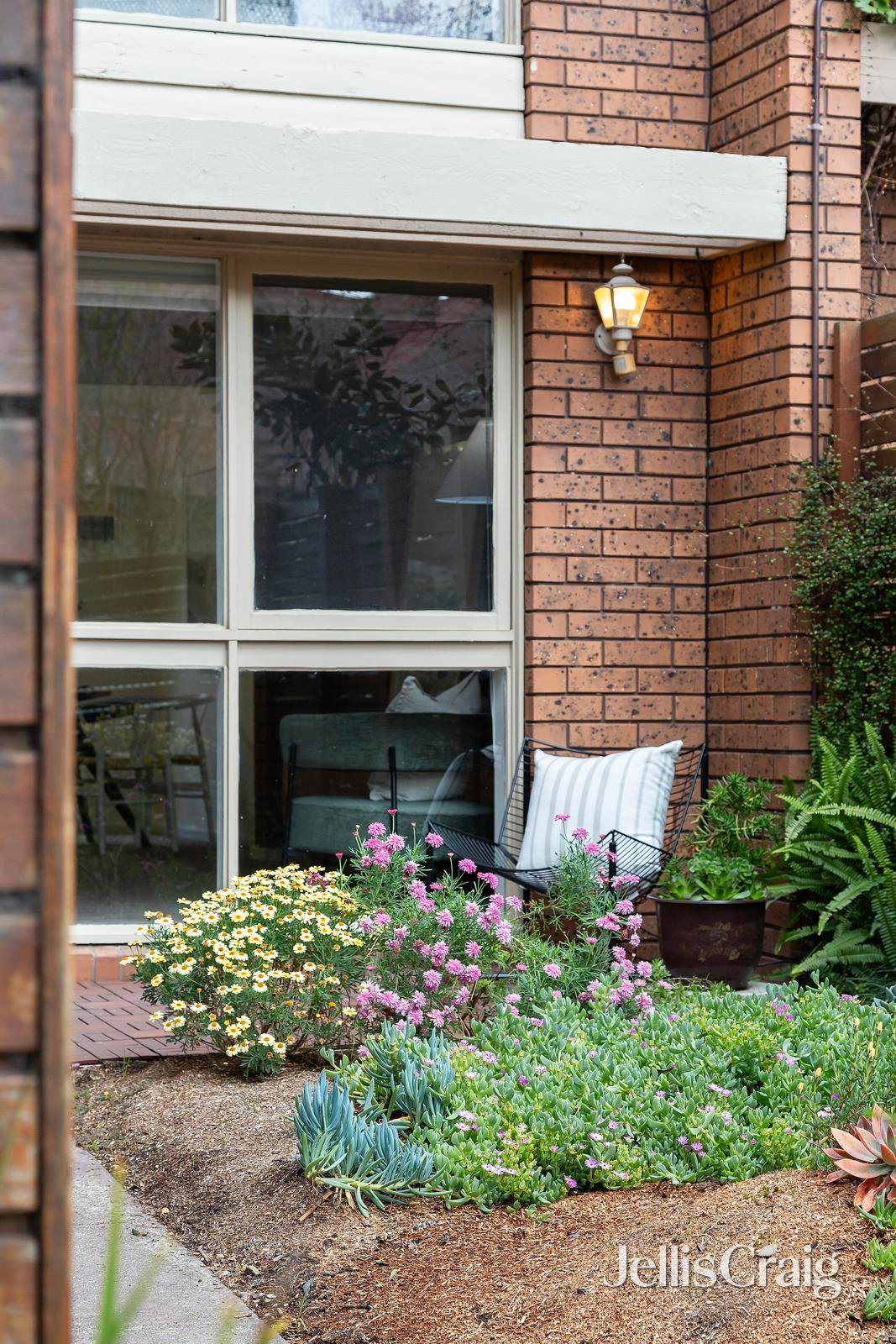 2/153 Cape Street, Heidelberg image 3