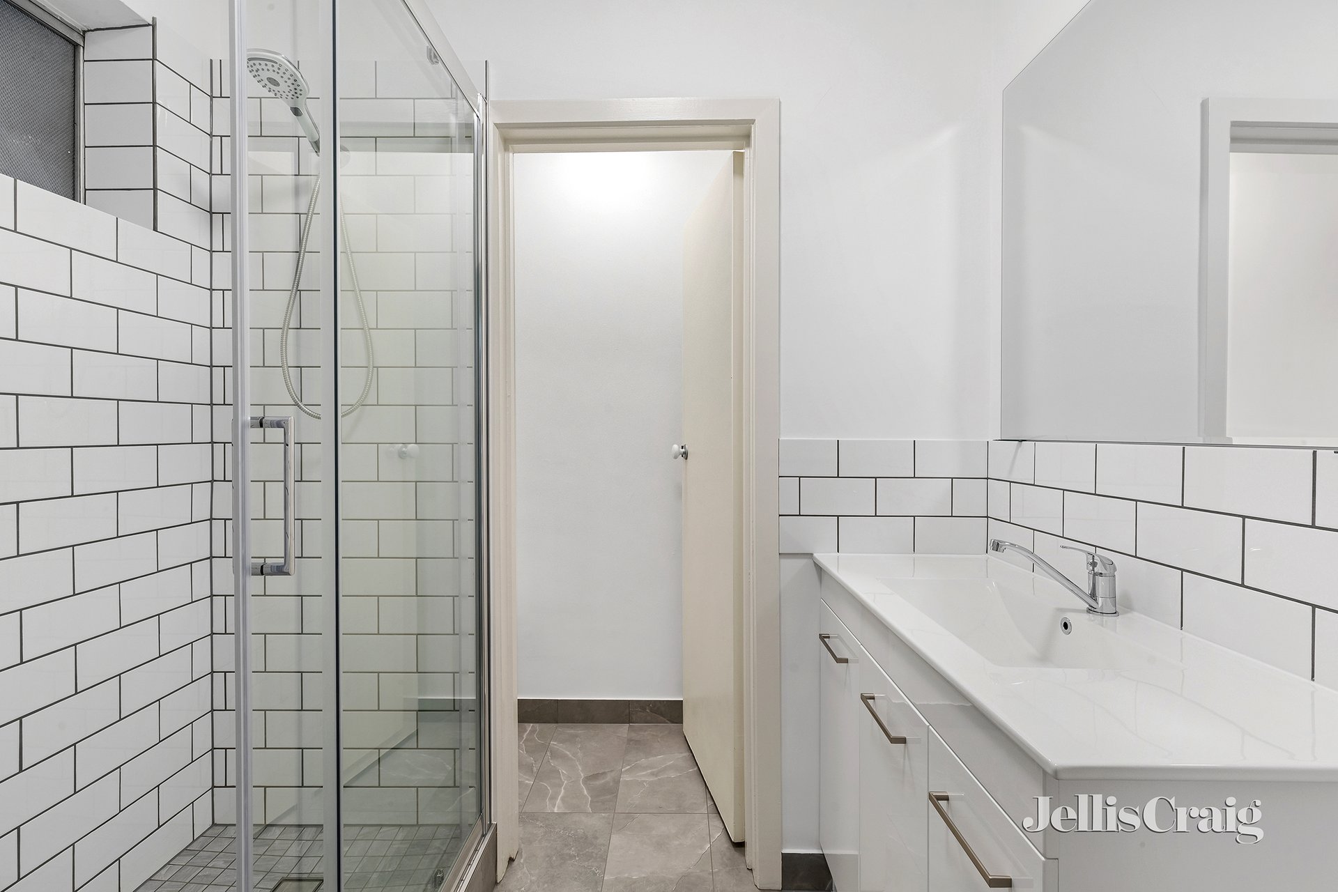 2/153 Wattletree Road, Malvern image 9