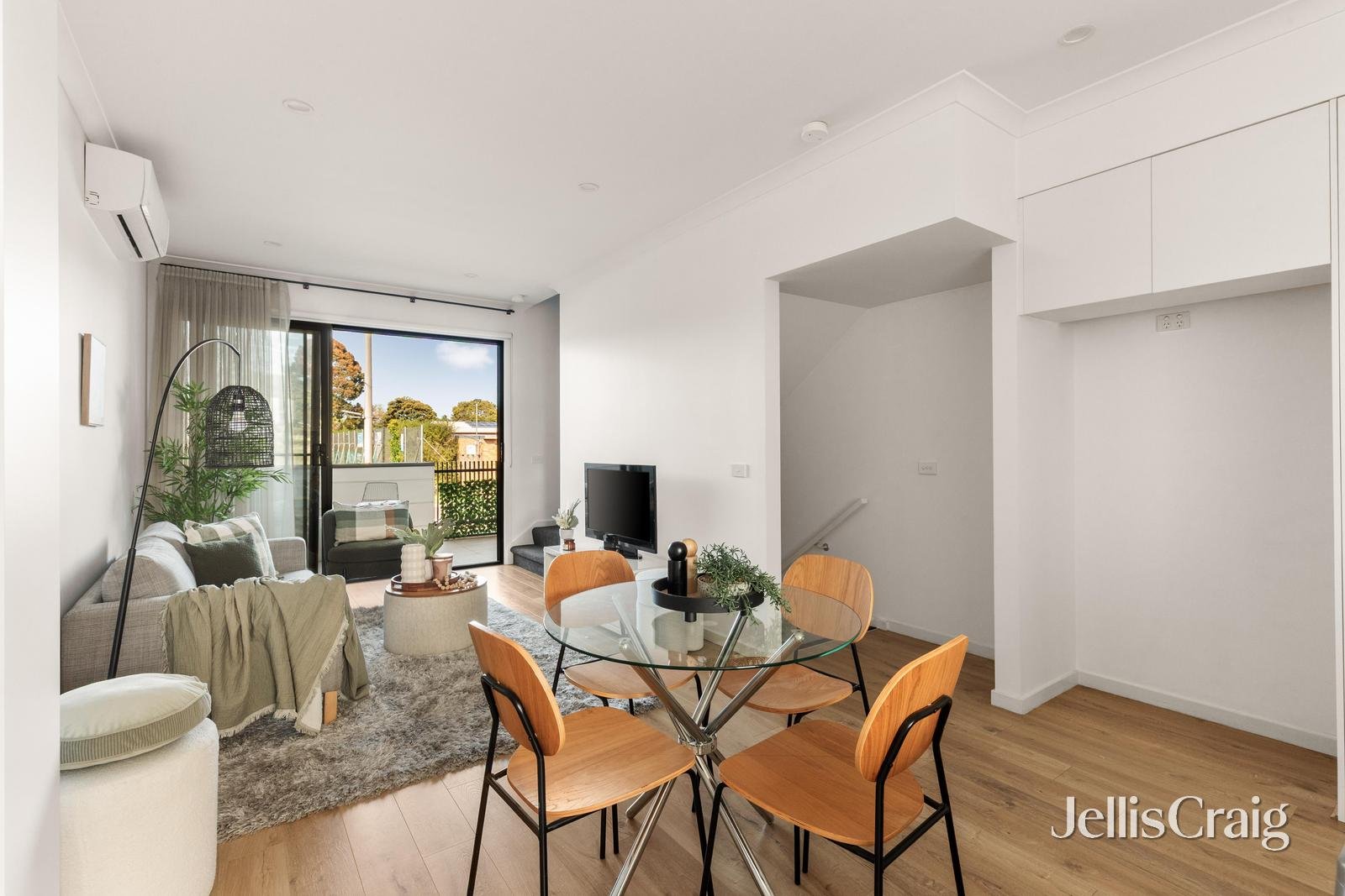 2/153A Albert Street, Preston image 5