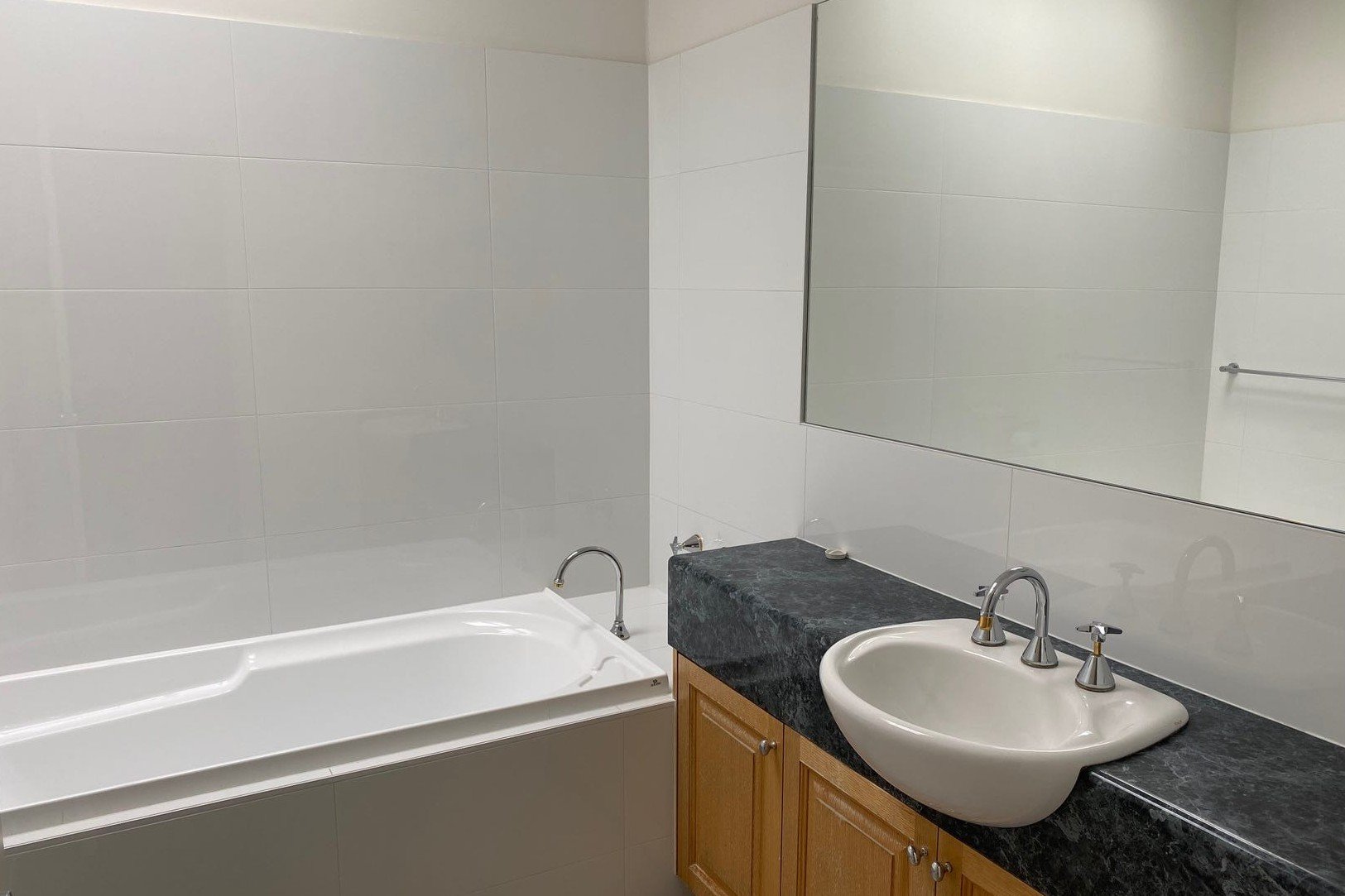 2/154 Cubitt Street, Richmond image 9