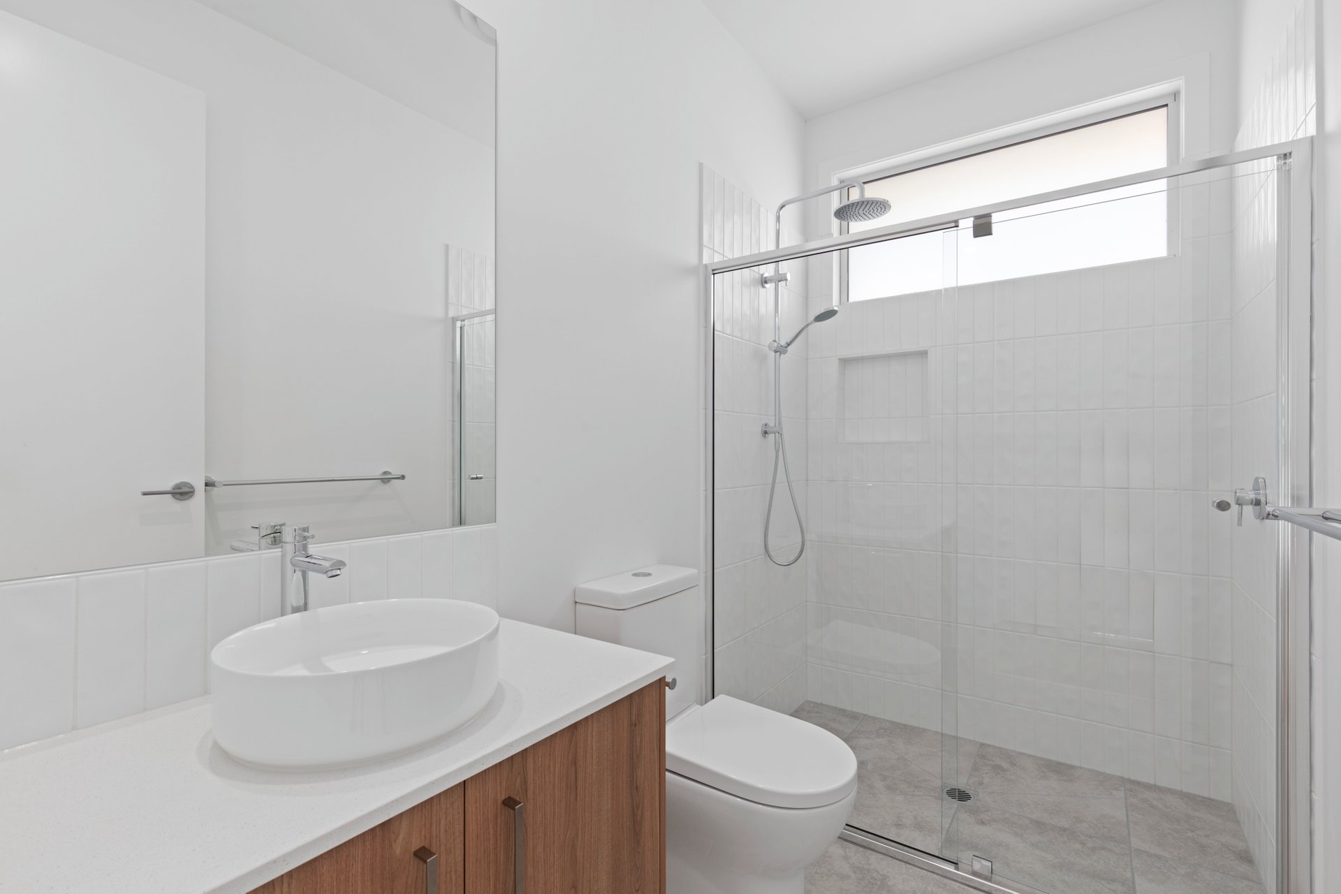 2/156 Ballarat Road, Hamlyn&nbsp;Heights image 5