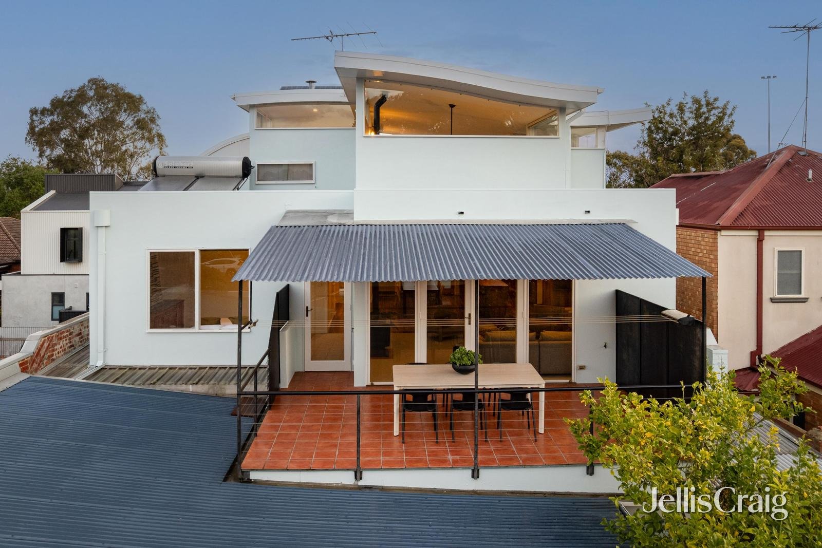 2/157 Ballantyne Street, Thornbury image 2
