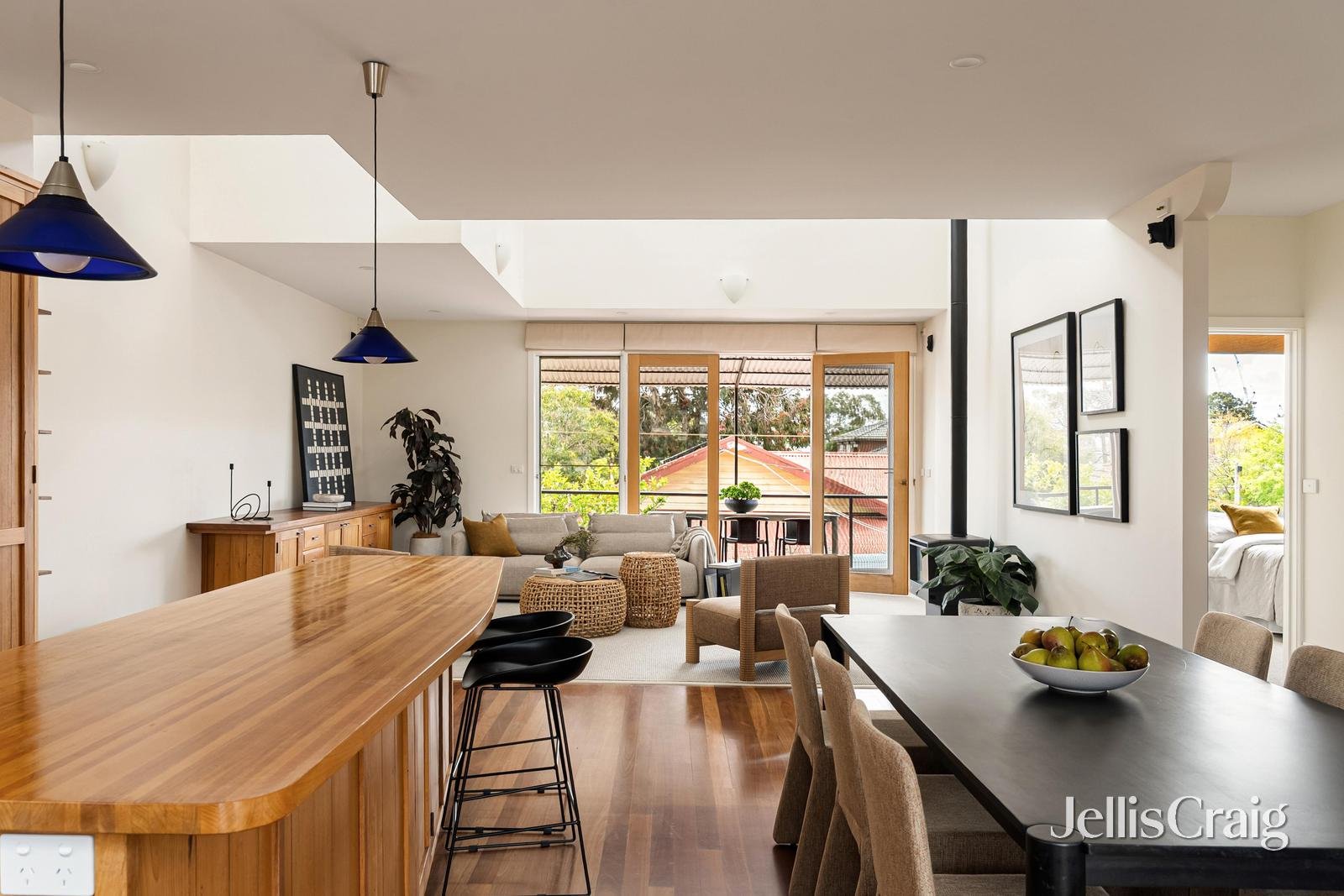 2/157 Ballantyne Street, Thornbury image 3