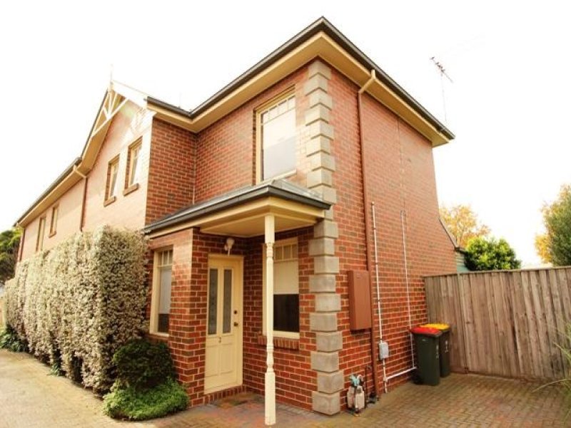 2/157 Kent Street, ASCOT VALE VIC 3032