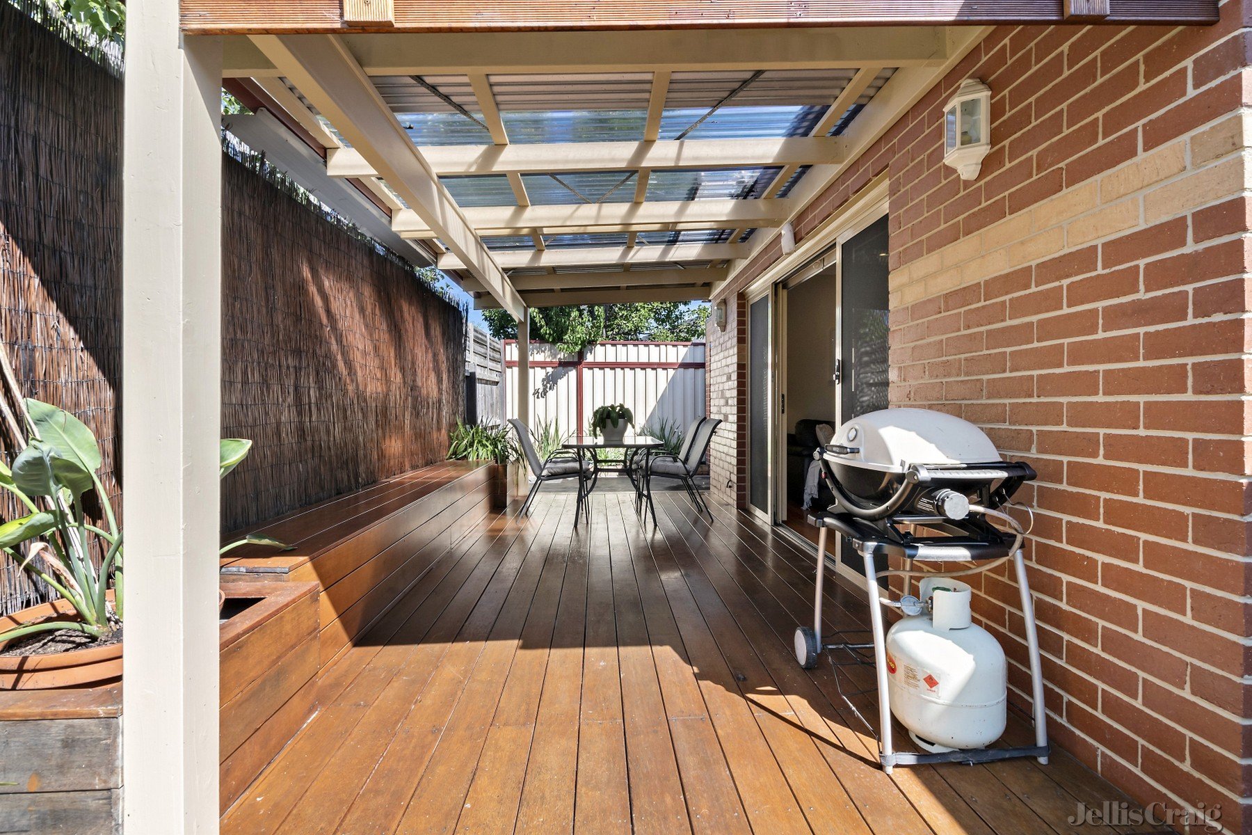 2/157 Rathcown Road, Reservoir image 9