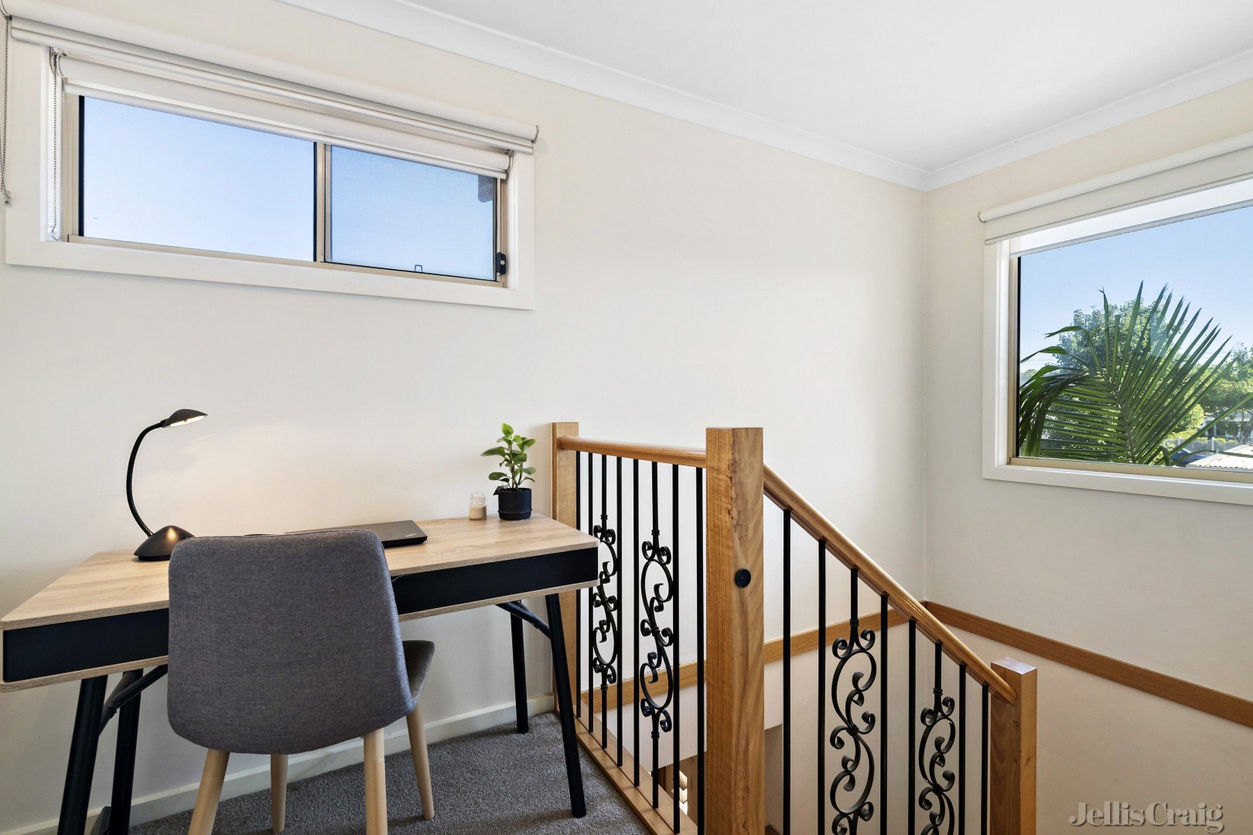 2/157 Rathcown Road, Reservoir image 4
