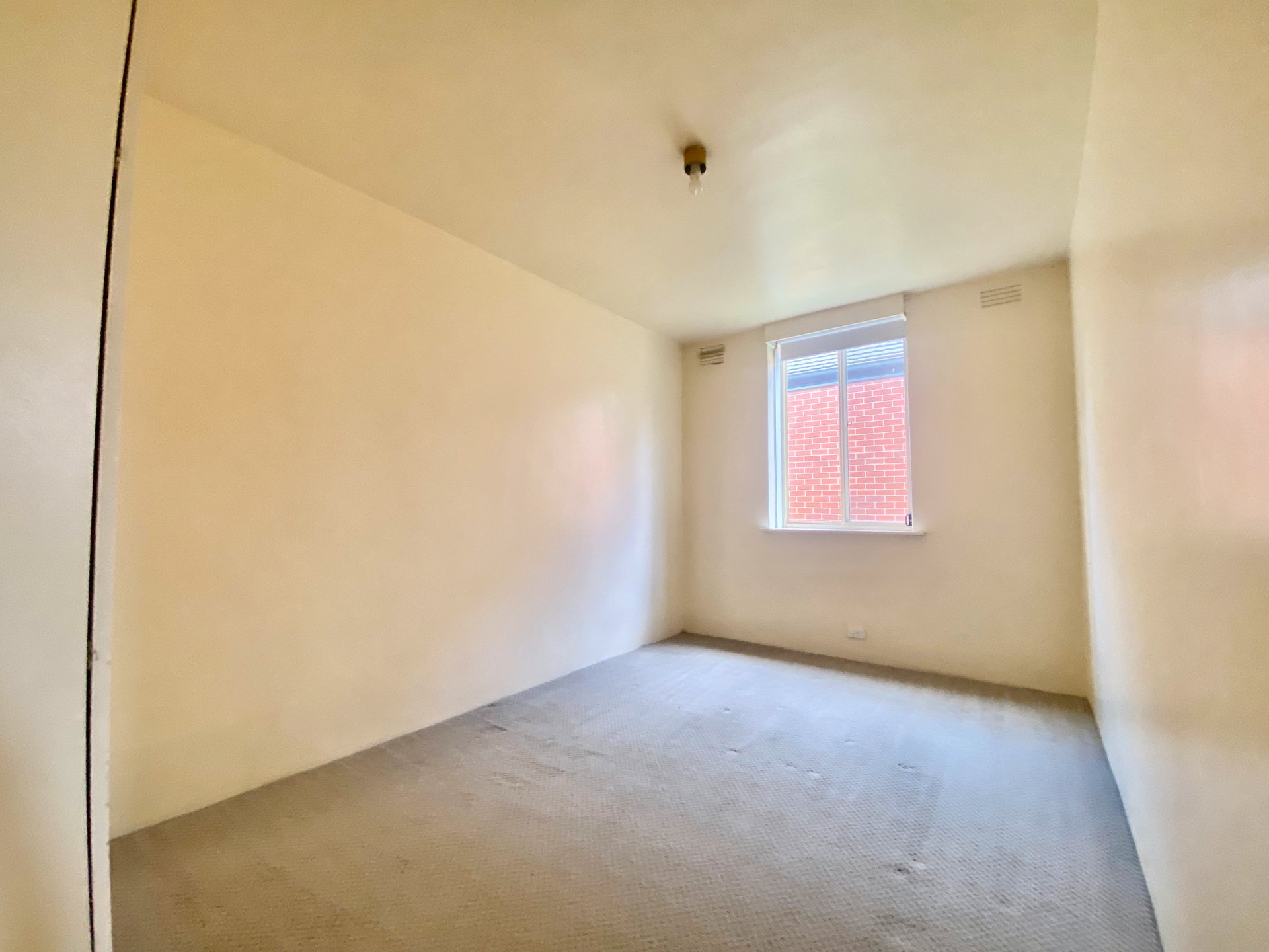 2/157 St Leonards Road, Ascot Vale image 9