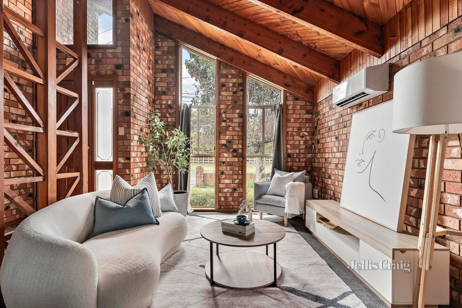 2/158 Dean Street, Moonee Ponds image 2