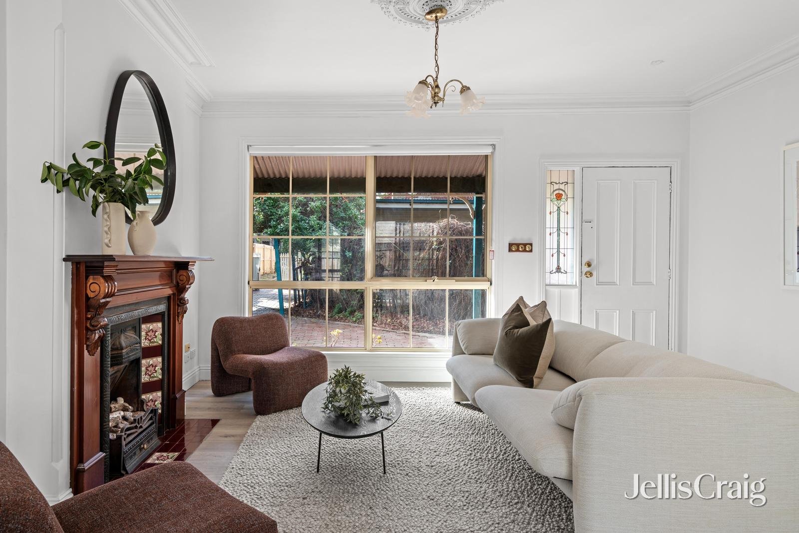 2/158 Edward Street, Brunswick image 3