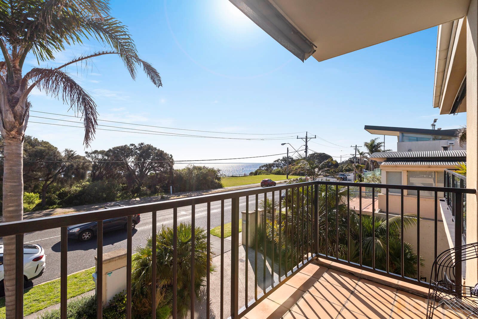 2 / 159 Beach Road Sandringham